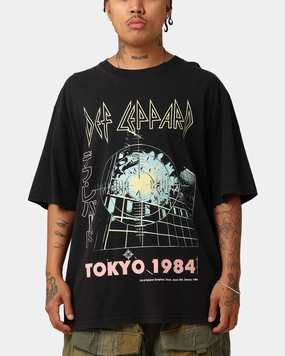Def Leppard Tokyo 1984 Tour T-Shirt Washed Black Soft Fit Wear