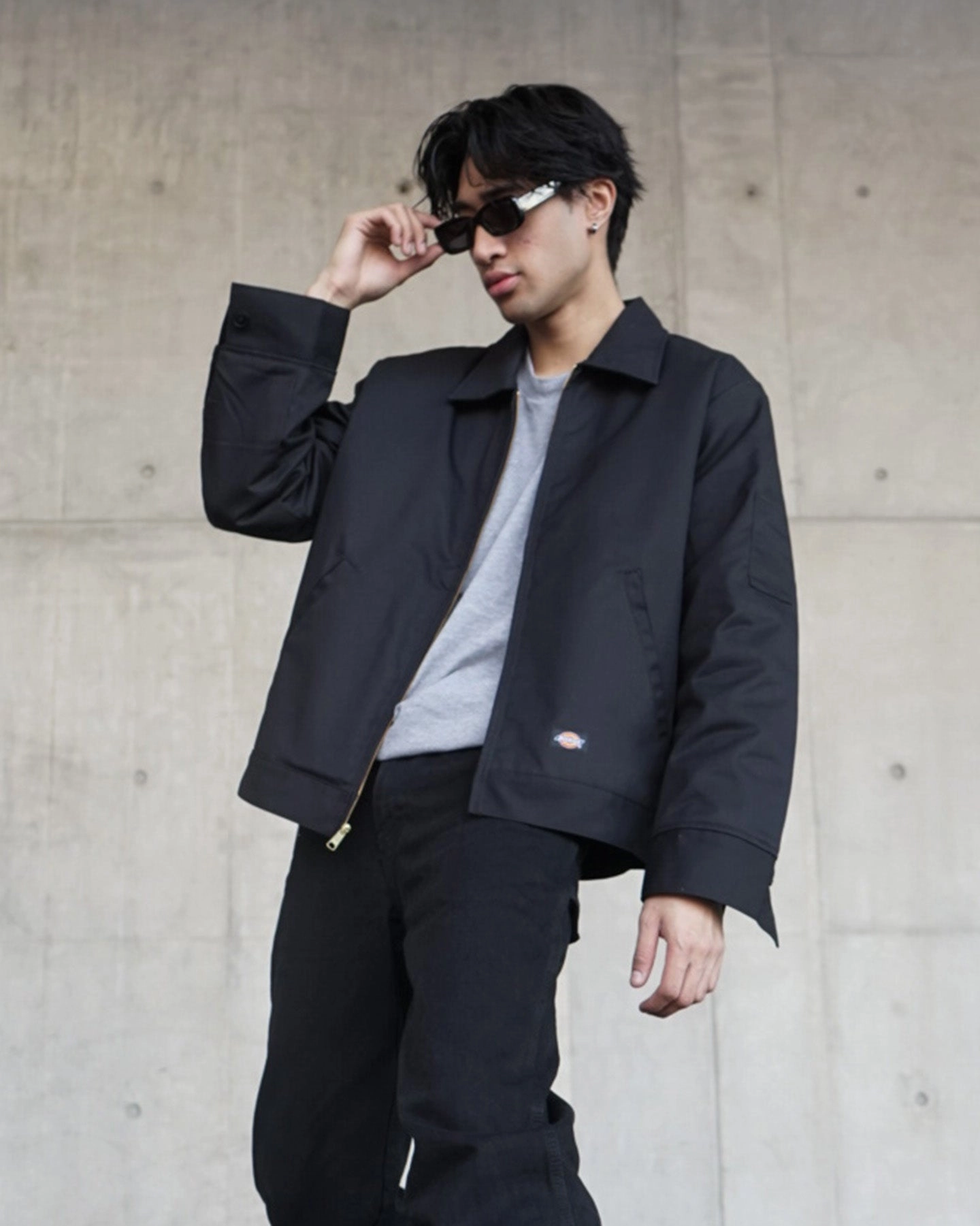 Dickies Eisenhower Jacket Black popular among teenagers suitable for casual gatherings