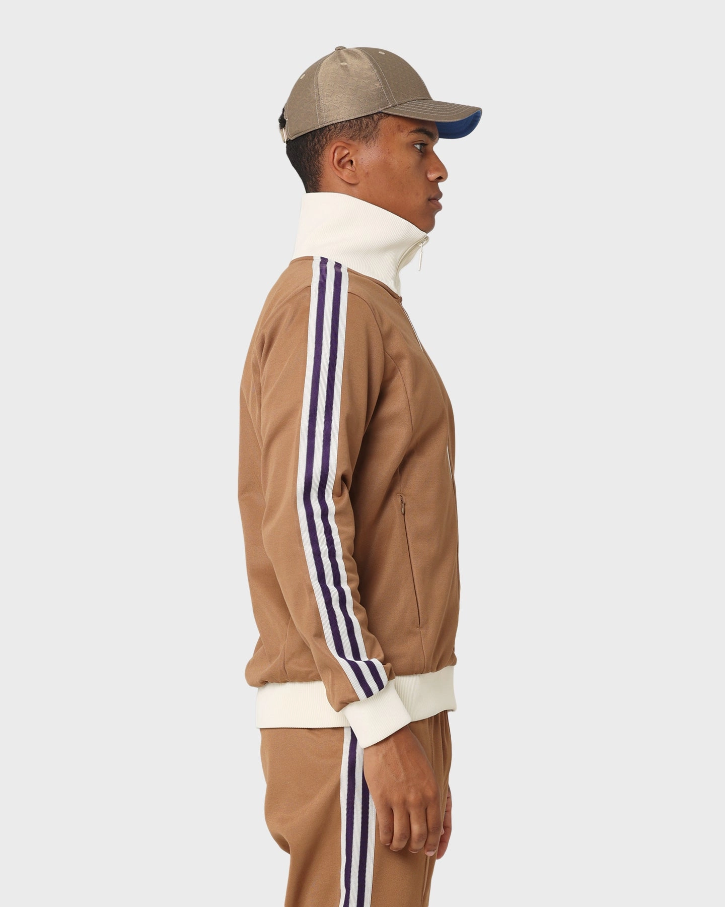 Casual Warmth humid Adidas Adicolor Poly TT Jacket Brown Desert