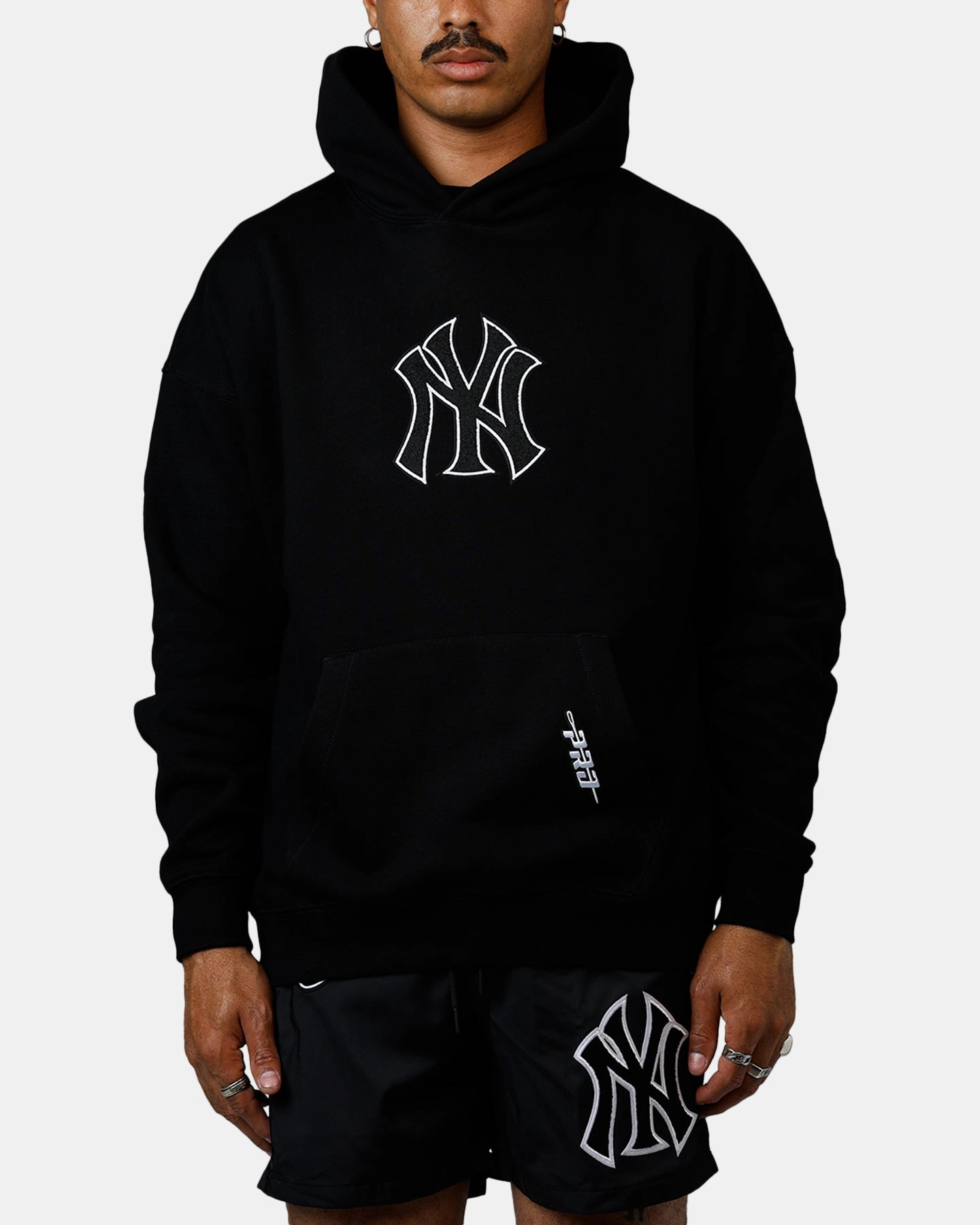 Custom - made Fashion Active Pro Standard New York Yankees Chenille Hoodie Black