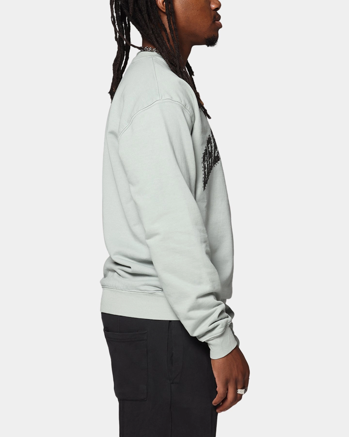 Dreamville Stars Crewneck Storm Chill Look