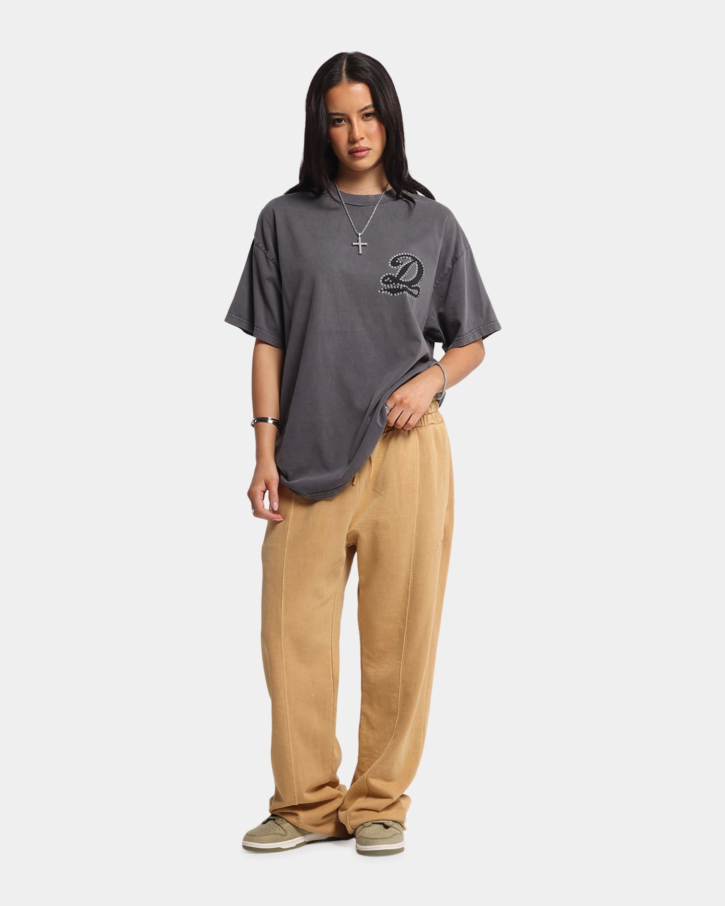Dreamville Stars T-Shirt Vintage Grey Camping attire