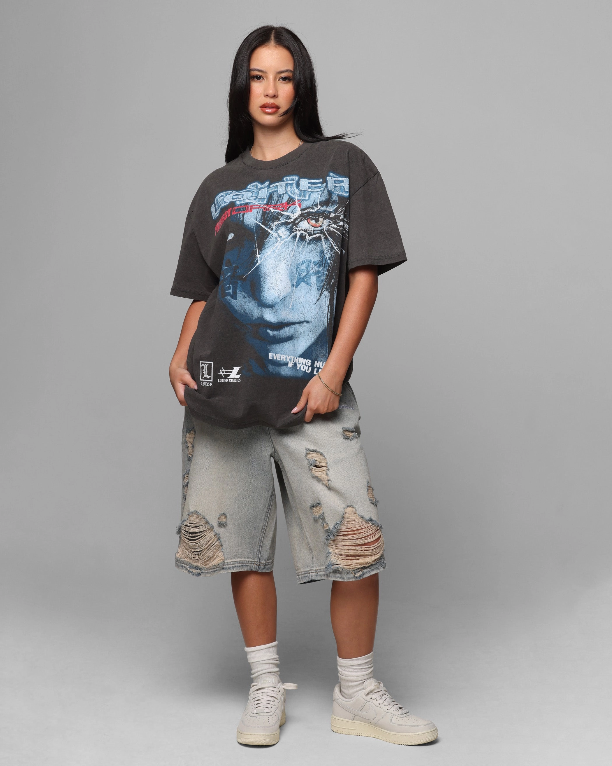 Loiter Project Dark Vintage T-Shirt Black Wash Stylish Layering