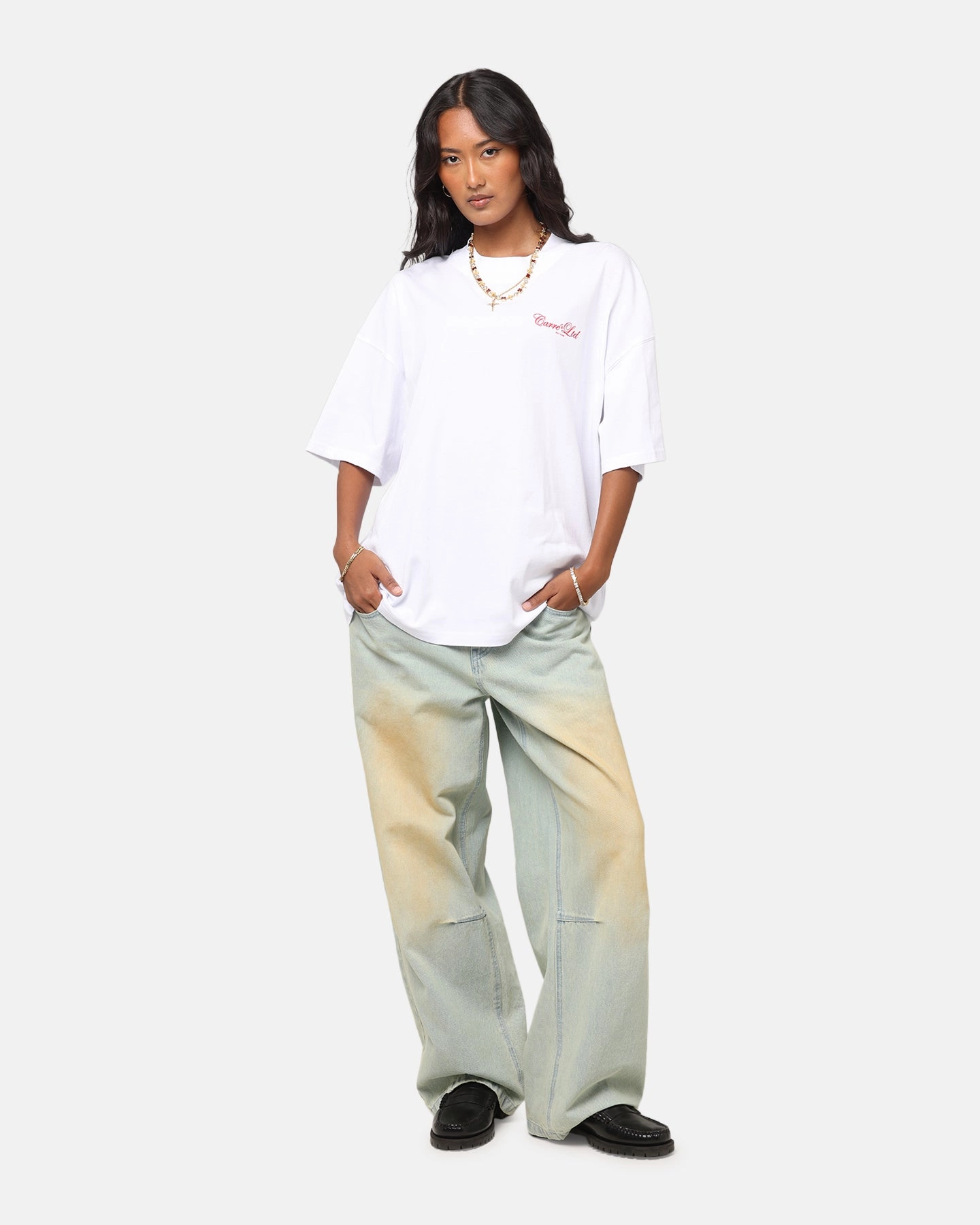 Carre Side Script Oversized T-Shirt White/Red ComfortFirst
