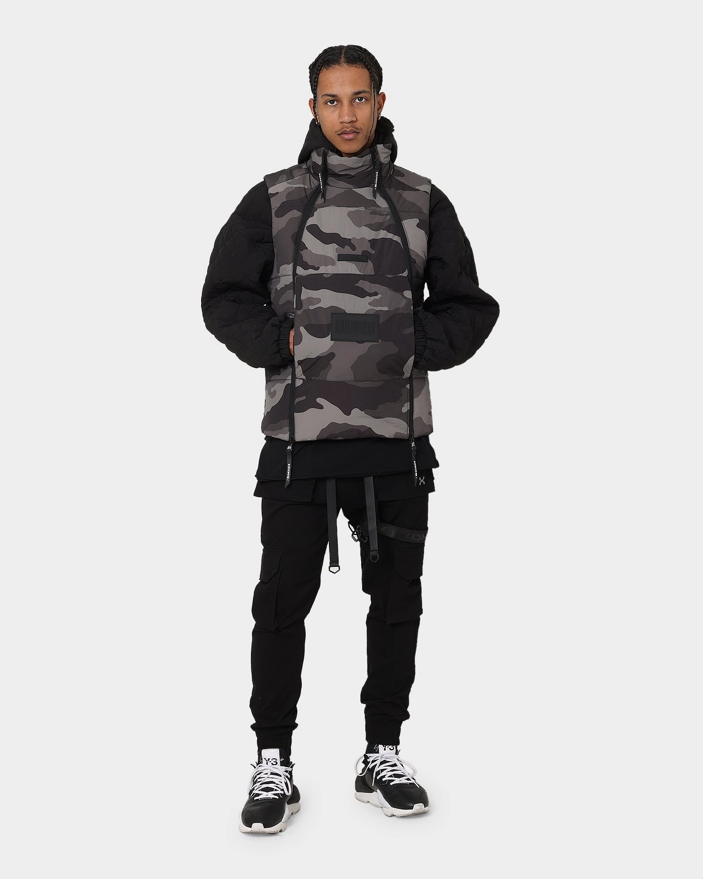 DXXMLife L-3 Chainge$ Puffer Vest Grey/Camo Certificate photographers