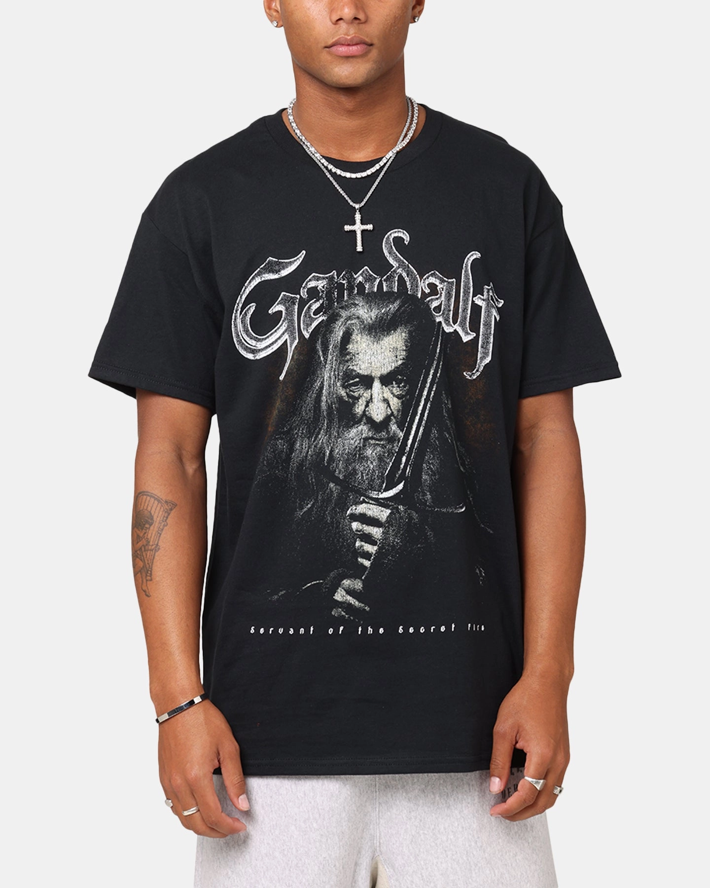 Comfy Fit Wear Bright Color Goat Crew X Lord Of The Rings Gandalf Fire T-Shirt Black