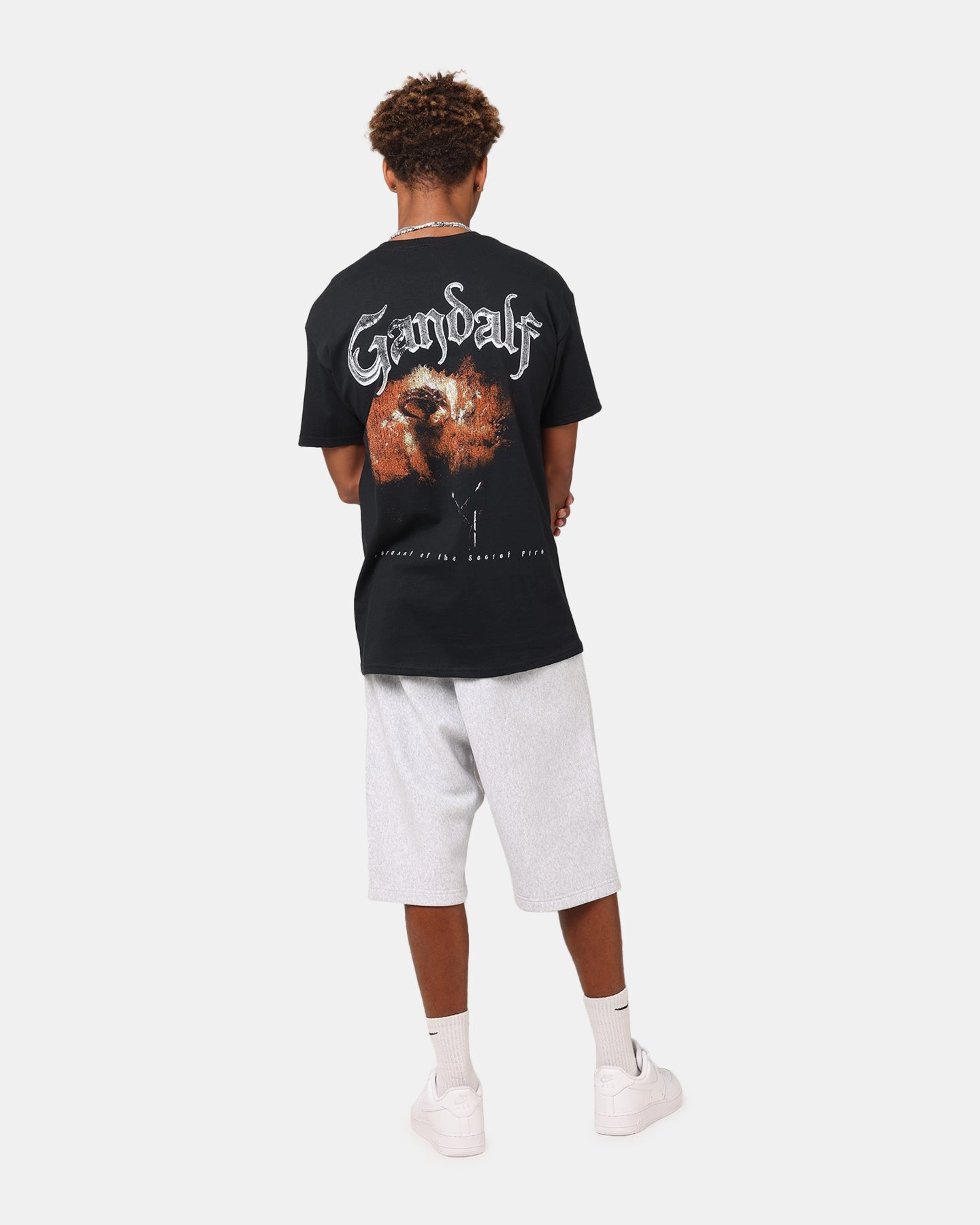 Light Design AntiPilling Goat Crew X Lord Of The Rings Gandalf Fire T-Shirt Black