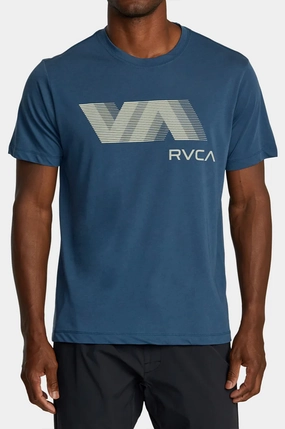 RVCA Blur SS Tee Versatile Style