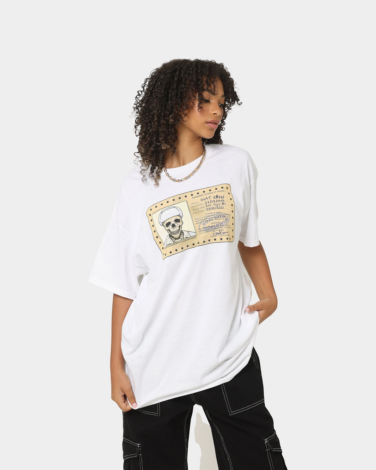 Goat Crew License Vintage T-Shirt White No Slip Shoulder Design Minimalist Style