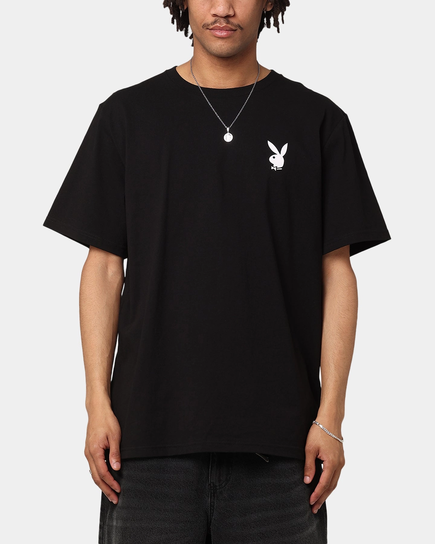 Embroidered Details Easy Comfort Playboy Solo RHD Icon T-Shirt Black