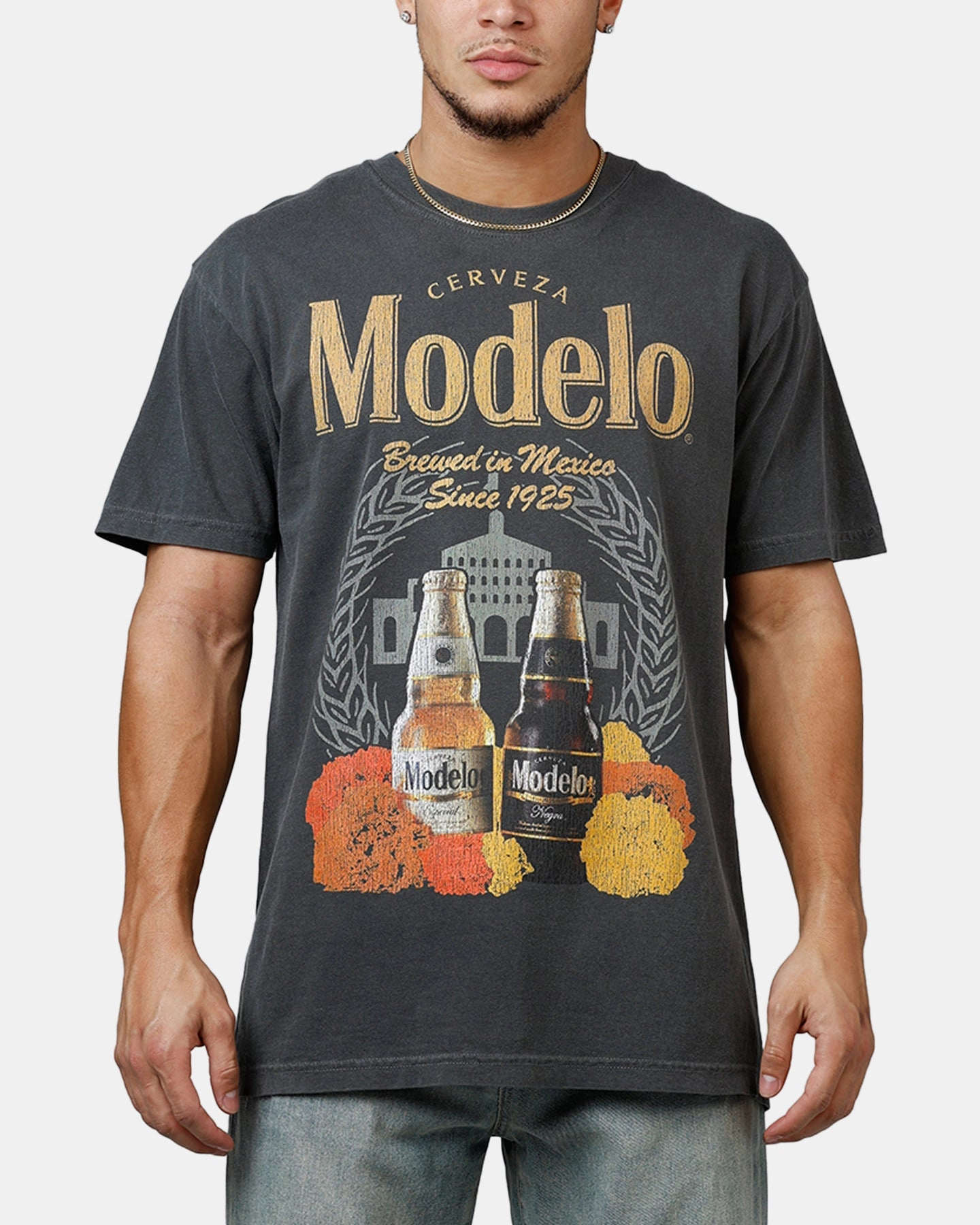 Minimal Outfit Fashionable Option Ripple X Modelo Fighting Spirit T-Shirt Washed Black