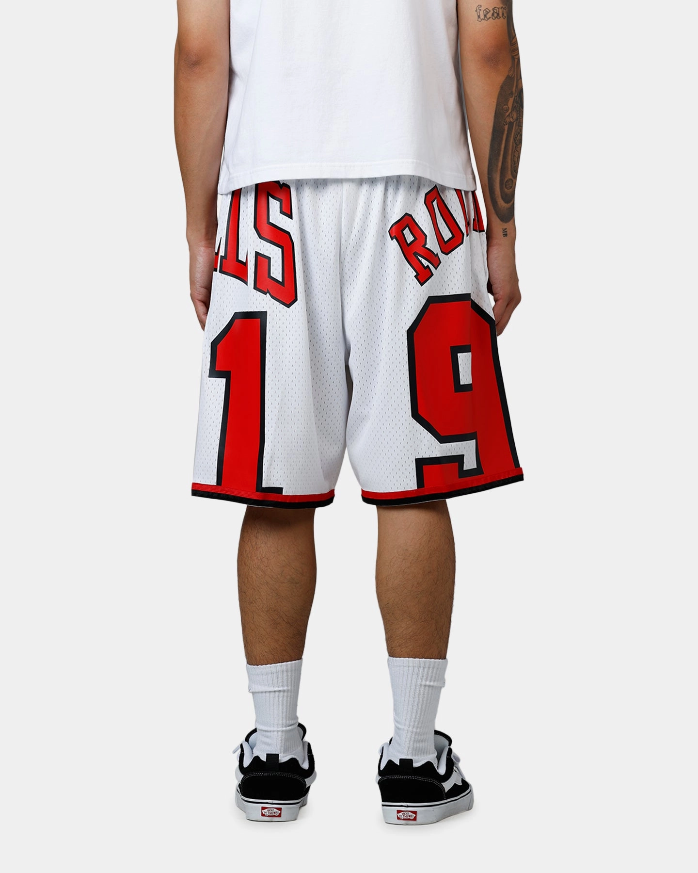 Reflective Trim Detail Mitchell & Ness Chicago Bulls Dennis Rodman Maxxed Out Shorts White/Red