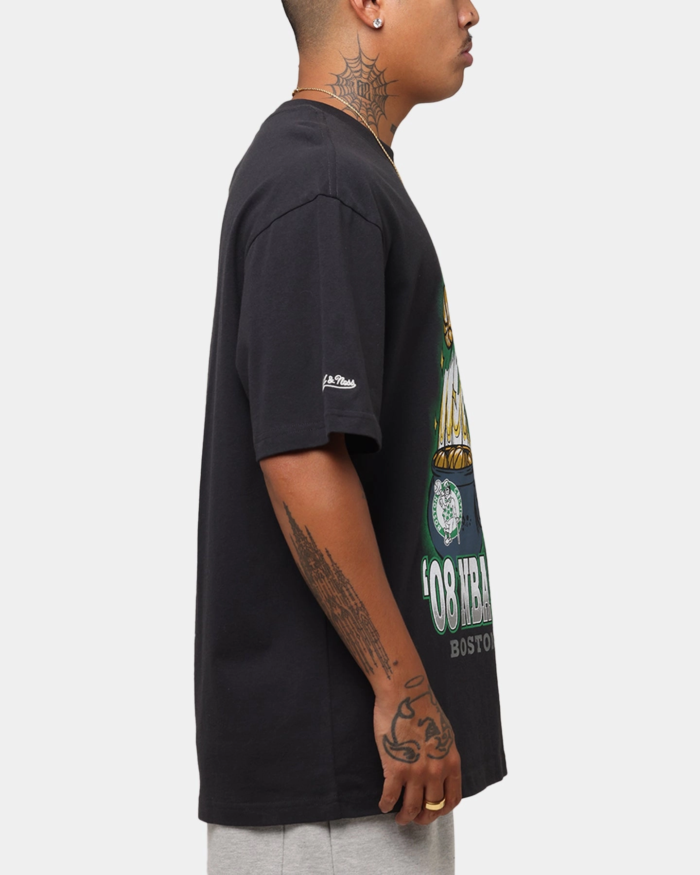 Minimal Comfort Wear Cozy Wear Mitchell & Ness Boston Celtics '08 NBA Champs T-Shirt Faded Black