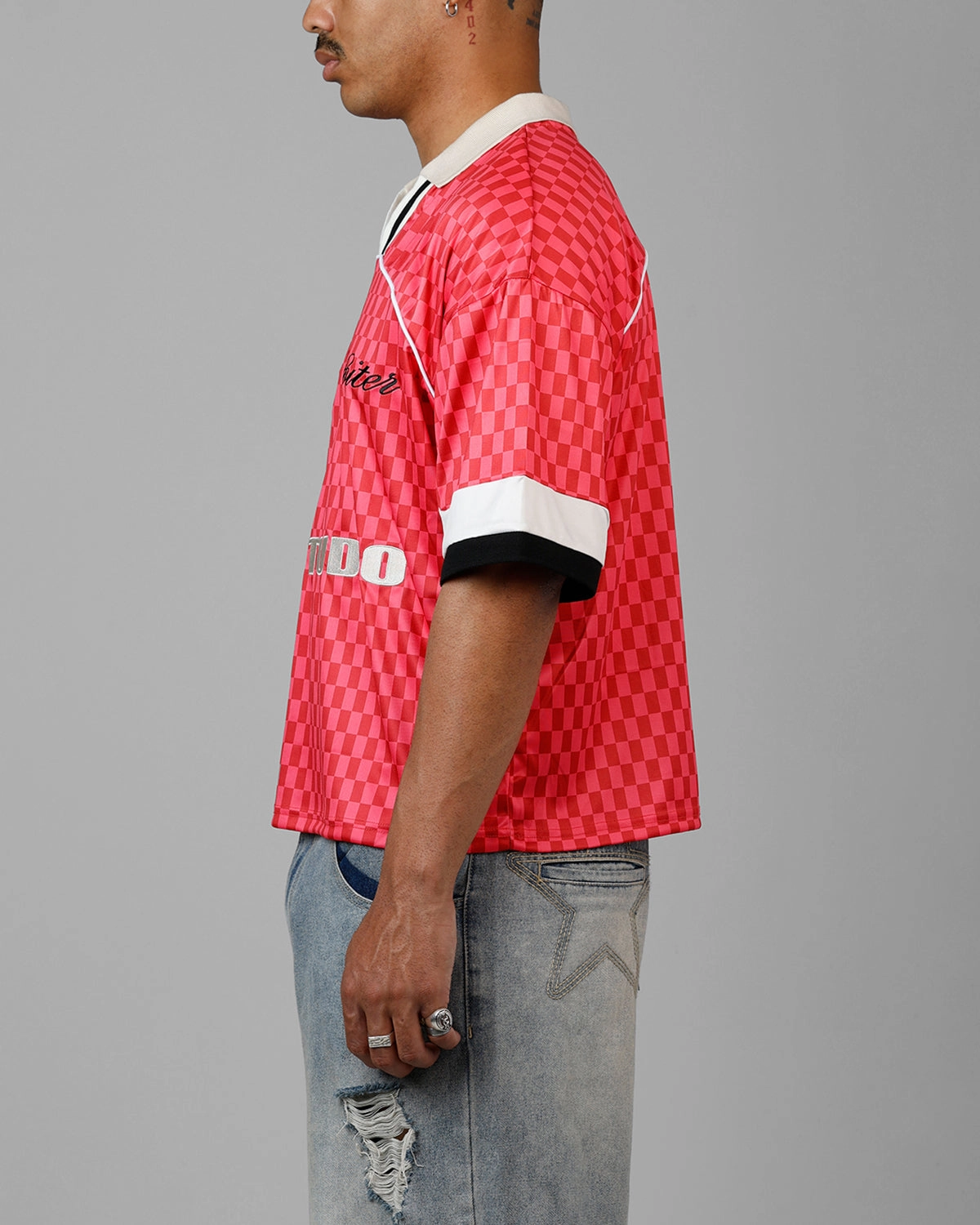 Airflow Optimized Stylish Comfort Loiter Art Studio United Jersey Red