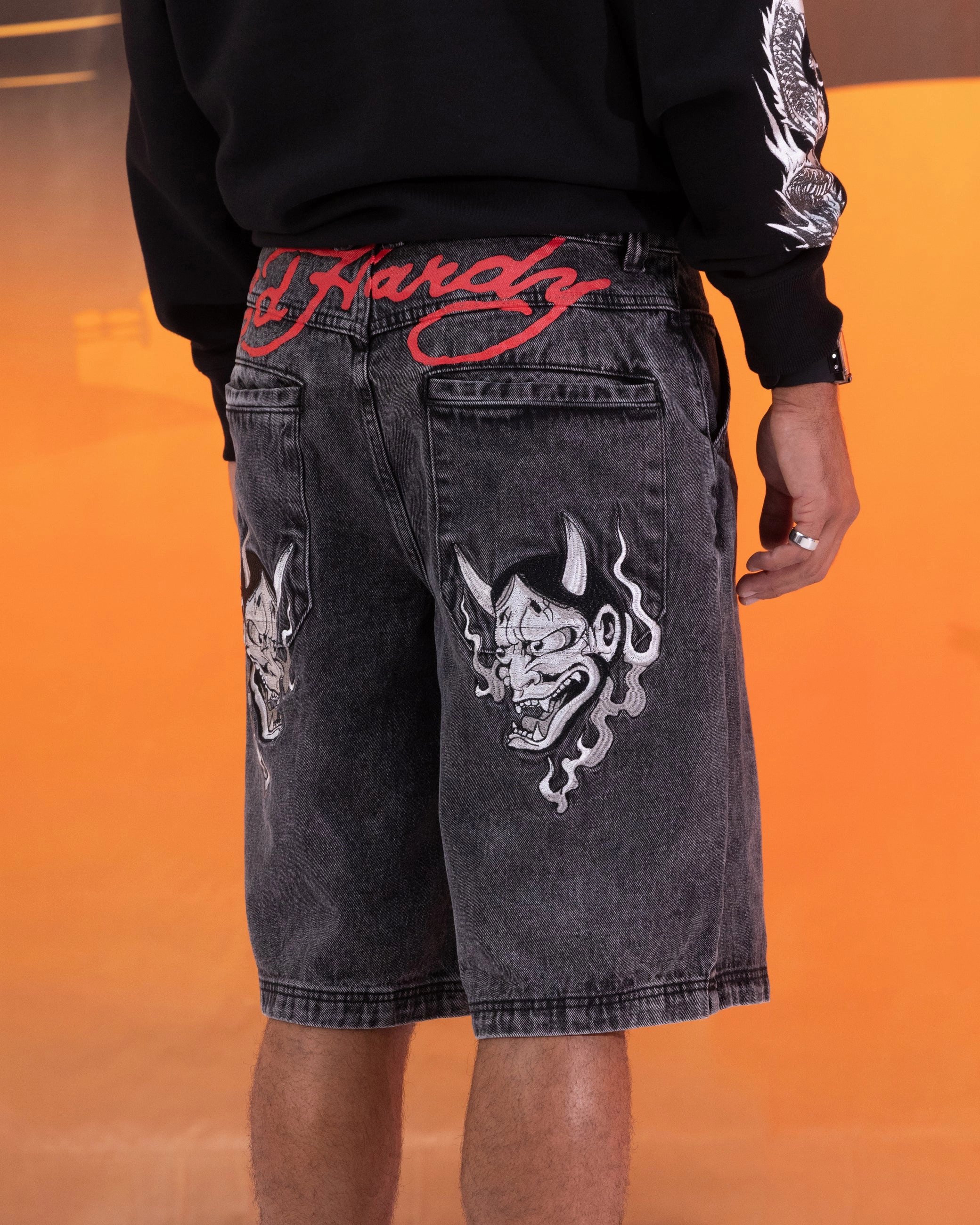 Semi-formal Ed Hardy Devil Jorts Black