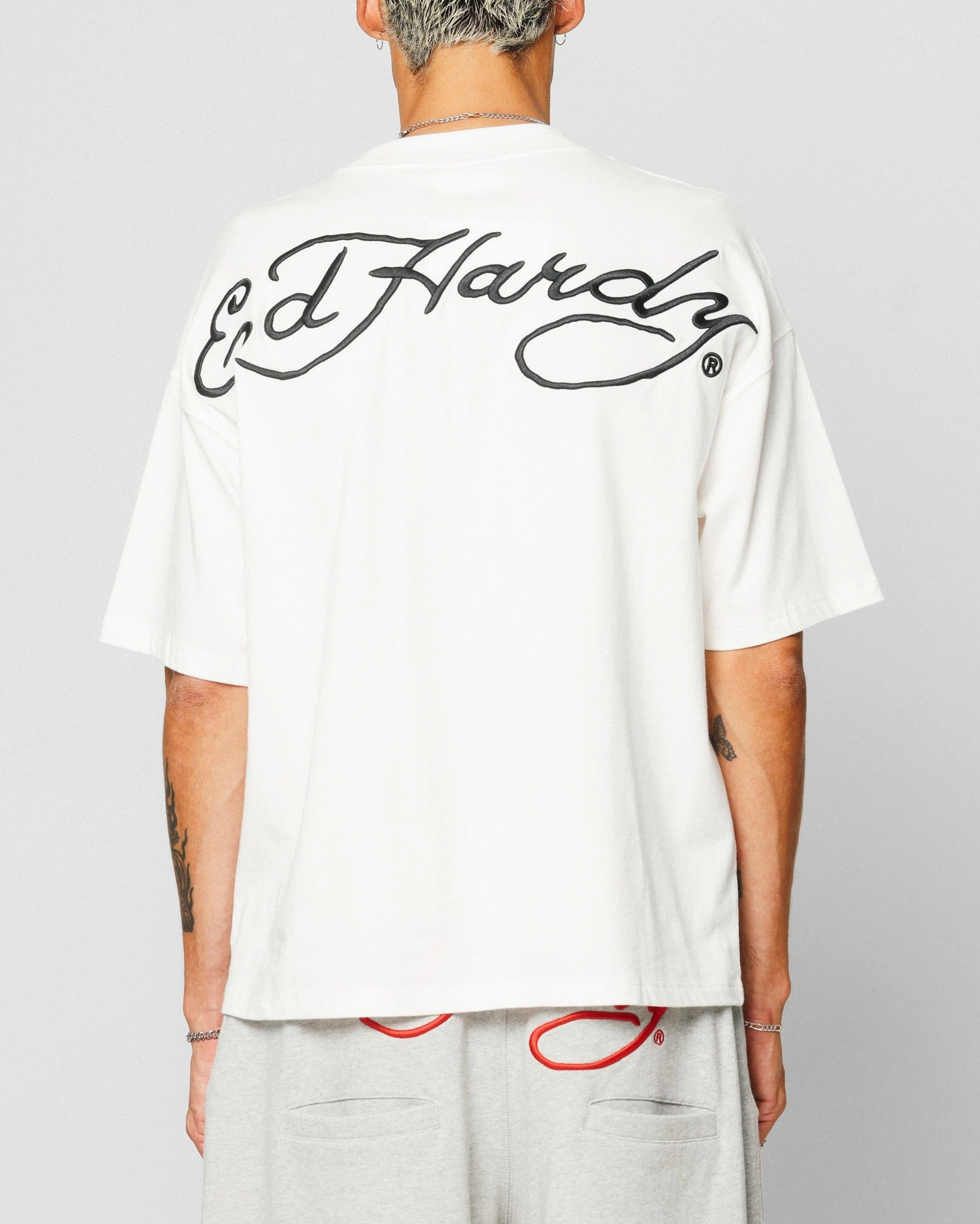 Ed Hardy Dragon Oversized T-Shirt Off White Textured Surface Relaxed Wearable