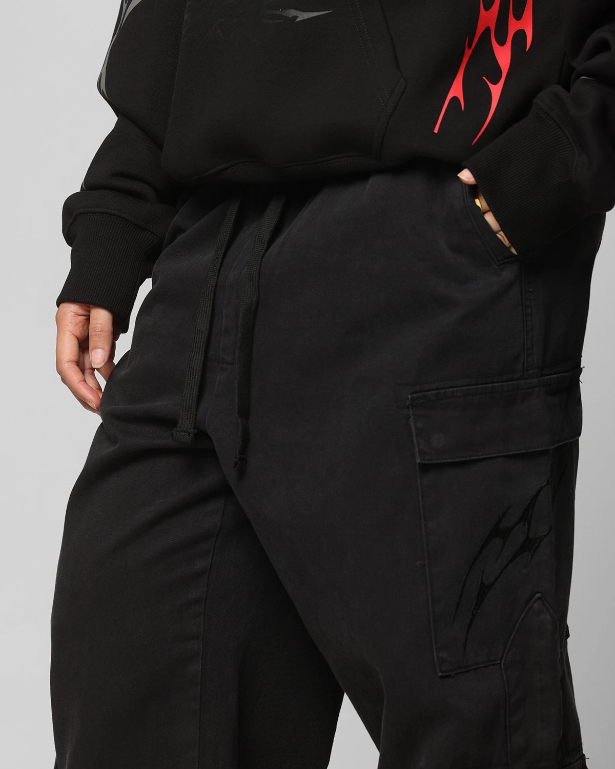 Long Use DurablePolyester Ed Hardy Electric Cargo Pants Washed Black