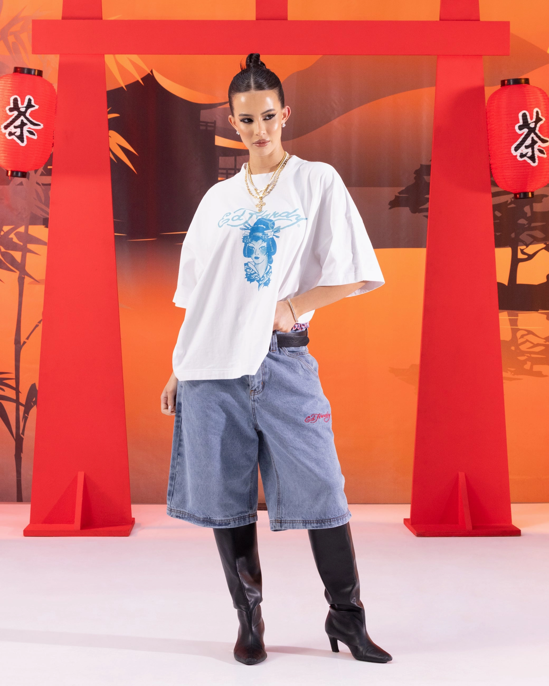 Ed Hardy Geisha T-Shirt Off White Crew Neck Design Trendy Style