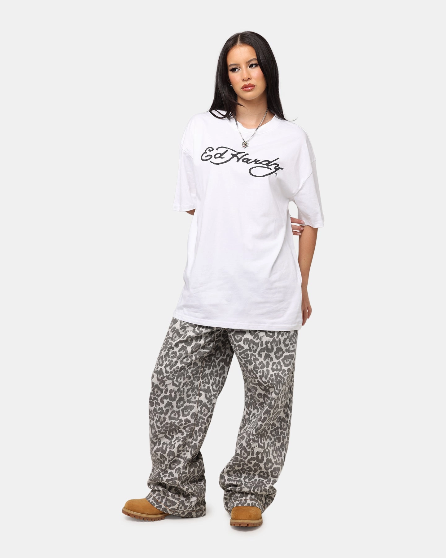 Ed Hardy Tiger Stamp T-Shirt White Moisture Wicking Technology Everyday Outfit