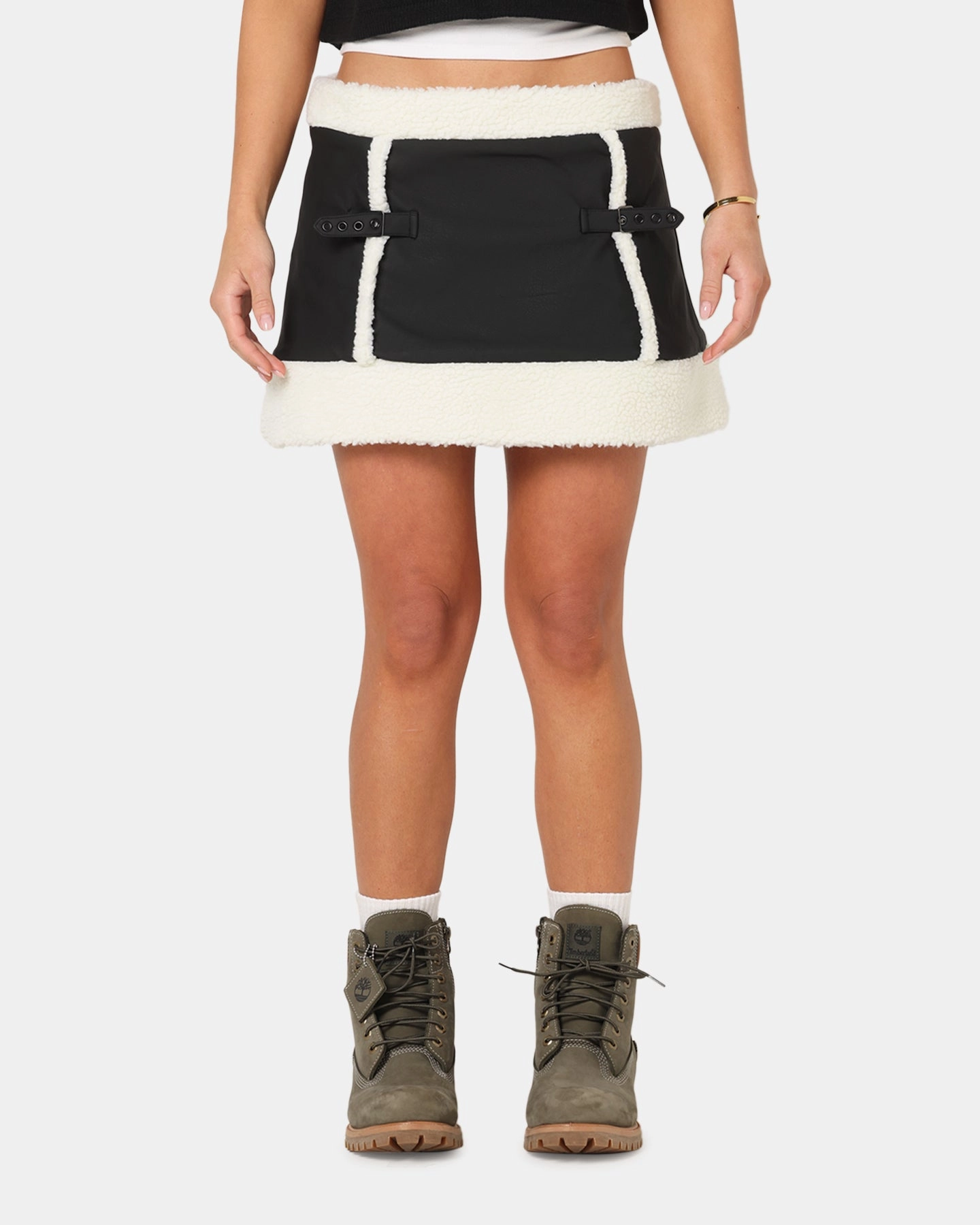 Functional Look Soft Vibe Ed Hardy Women's Seige Mini Skirt Black