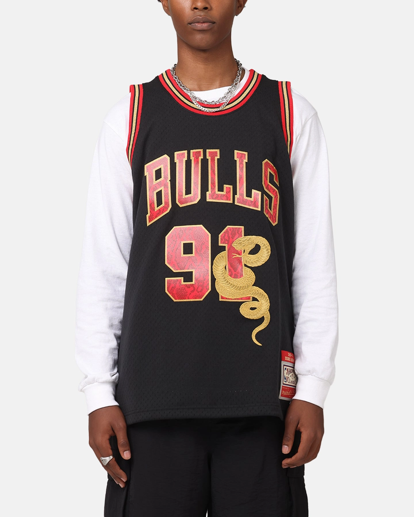 Hypoallergenic Processing Mitchell & Ness Chicago Bulls Dennis Rodman 1997 Swingman Jersey Black/Gold