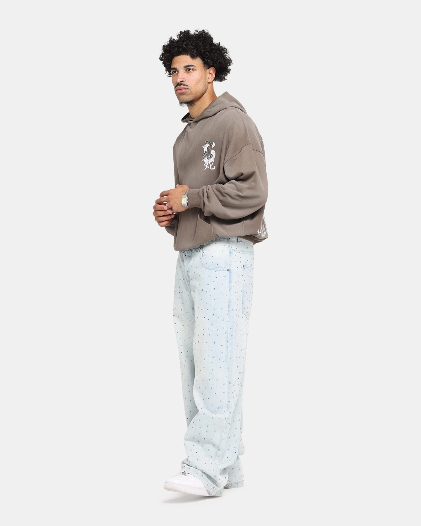 Youth Outfit Morning Stroll Outdoor Adventure Date Night Saint Morta Amplus Glamourama Jeans Blue Dust