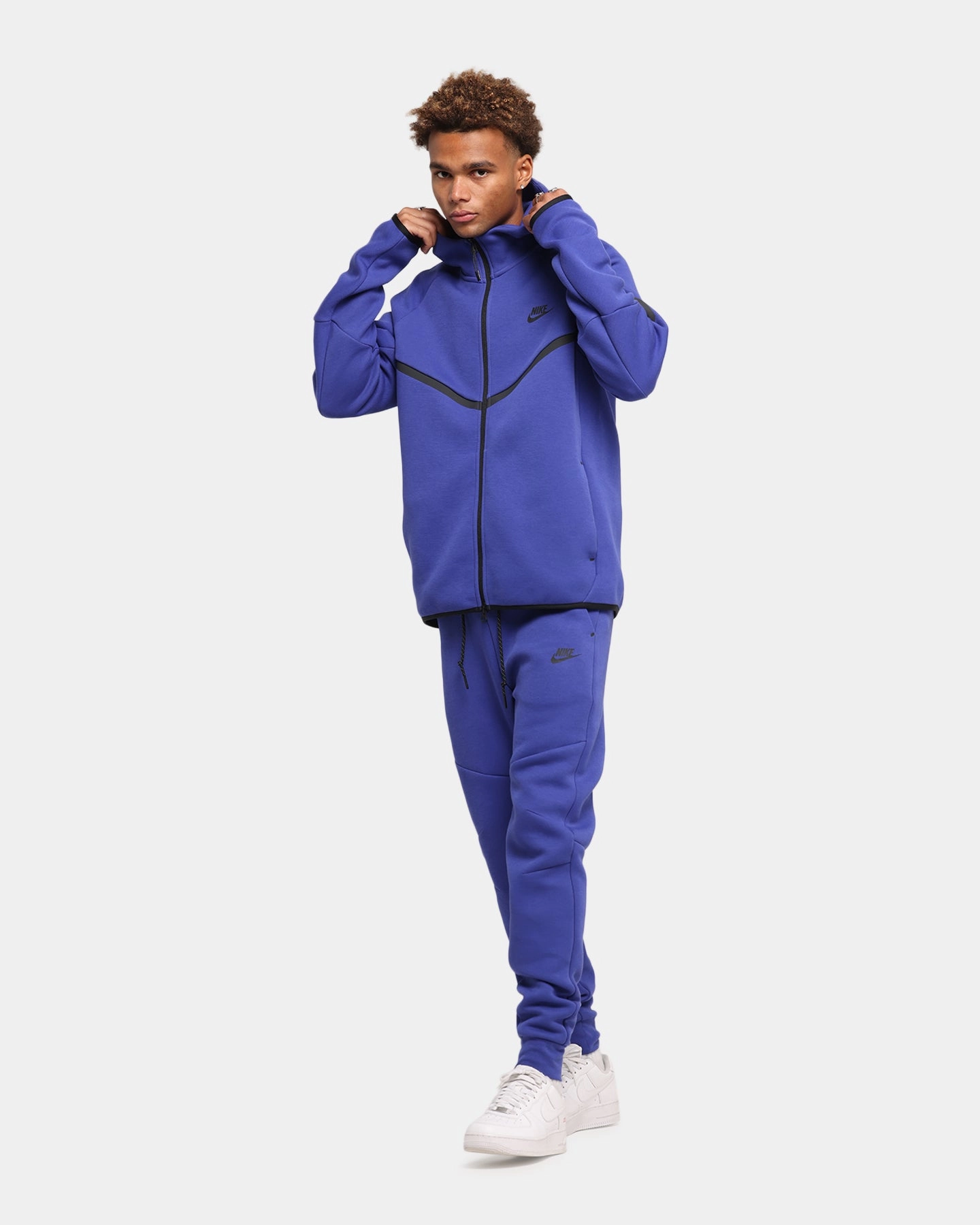 Nike Sportswear Tech Fleece Joggers Deep Night/Black Sweat Wicking Liner Layered Comfort