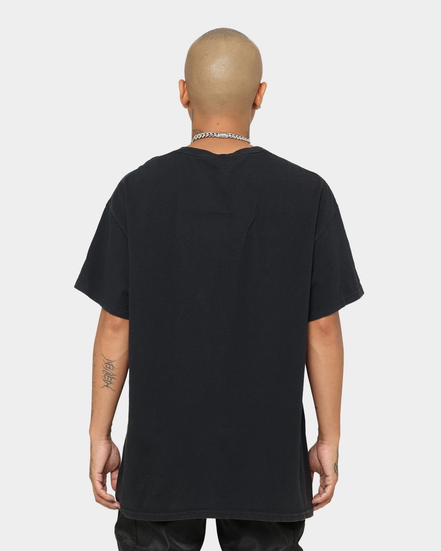 American Thrift X Robotech VFIJ Vintage T-Shirt Washed Black Layering Must-Have Weekend Fashion