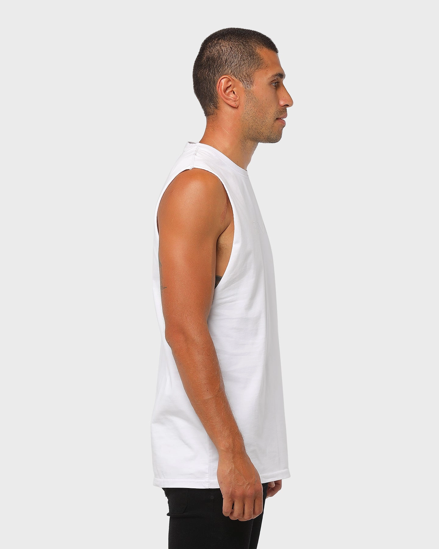 Easy-to-Style Top Elevn Dimension Muscle White/Purple