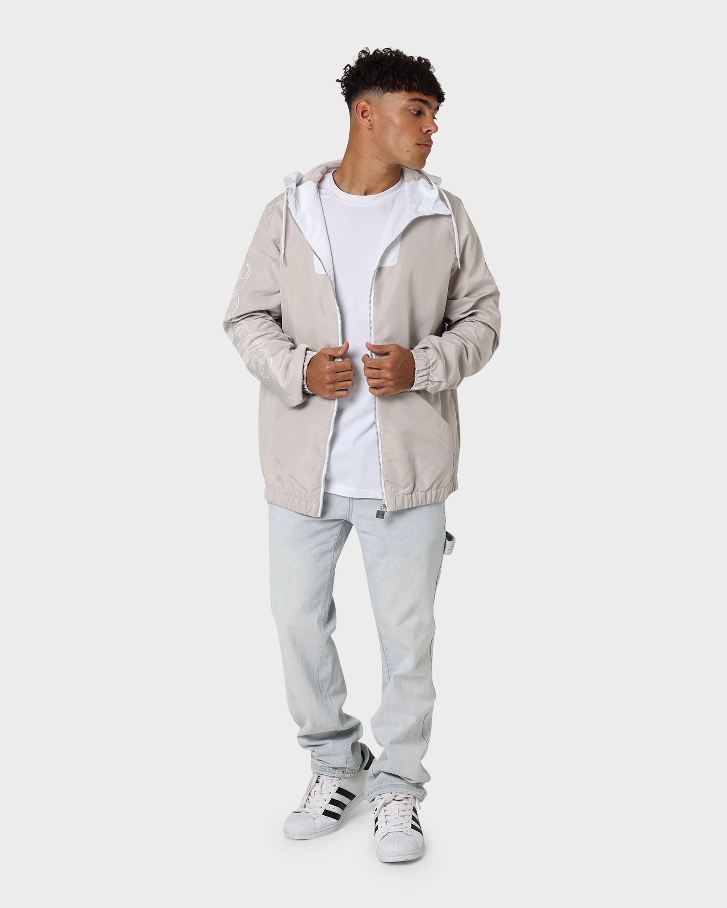 beach scene Ellesse Marine Jacket Light Grey