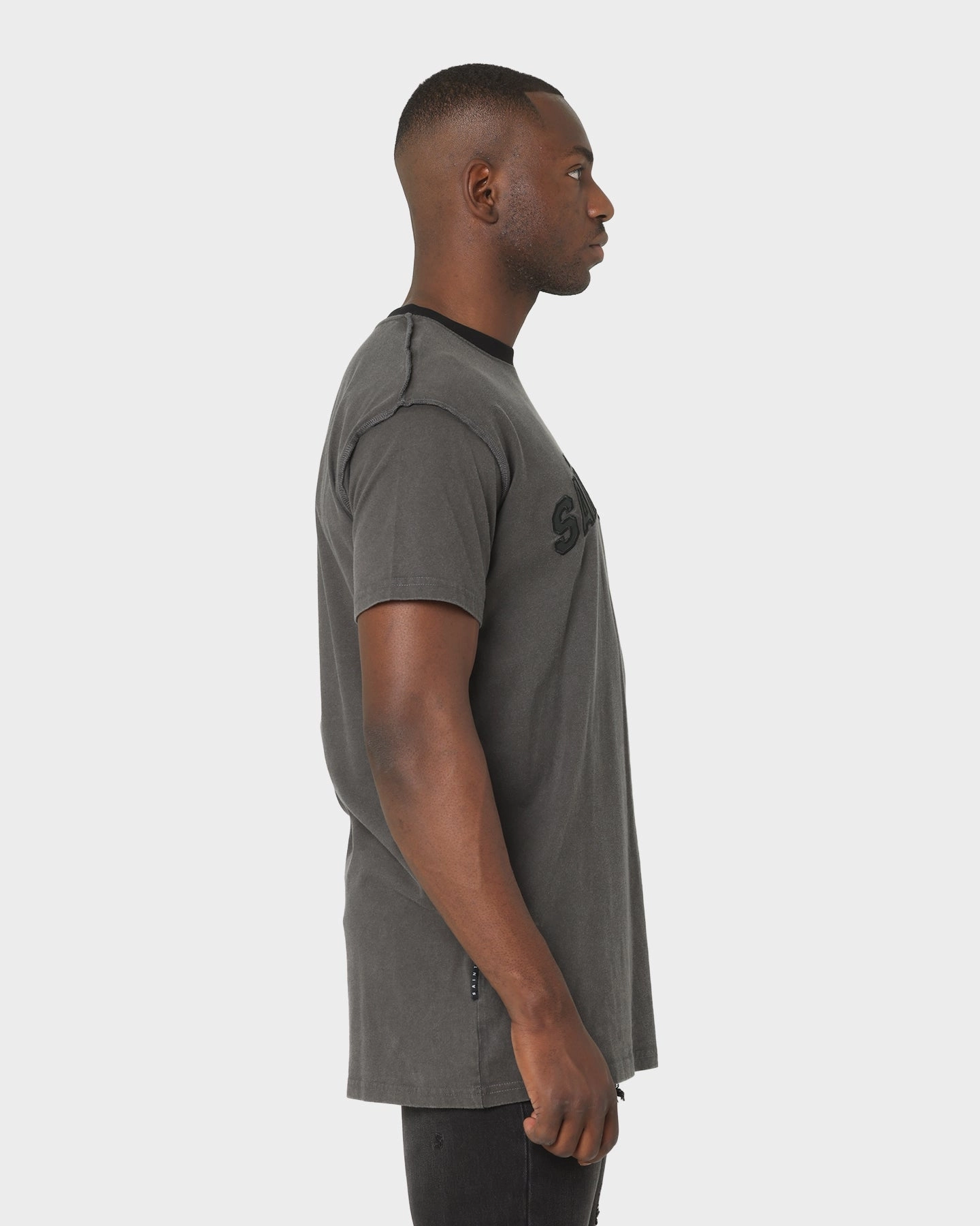 Crew neck classic Weekend Wardrobe Saint Morta Kingdom Lafayette T-Shirt Vintage Grey