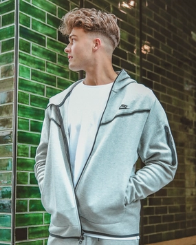 Winter Coat Friendship Nike Nike Sportswear Tech Fleece Full Zip Hoodie Grey Heather/Black