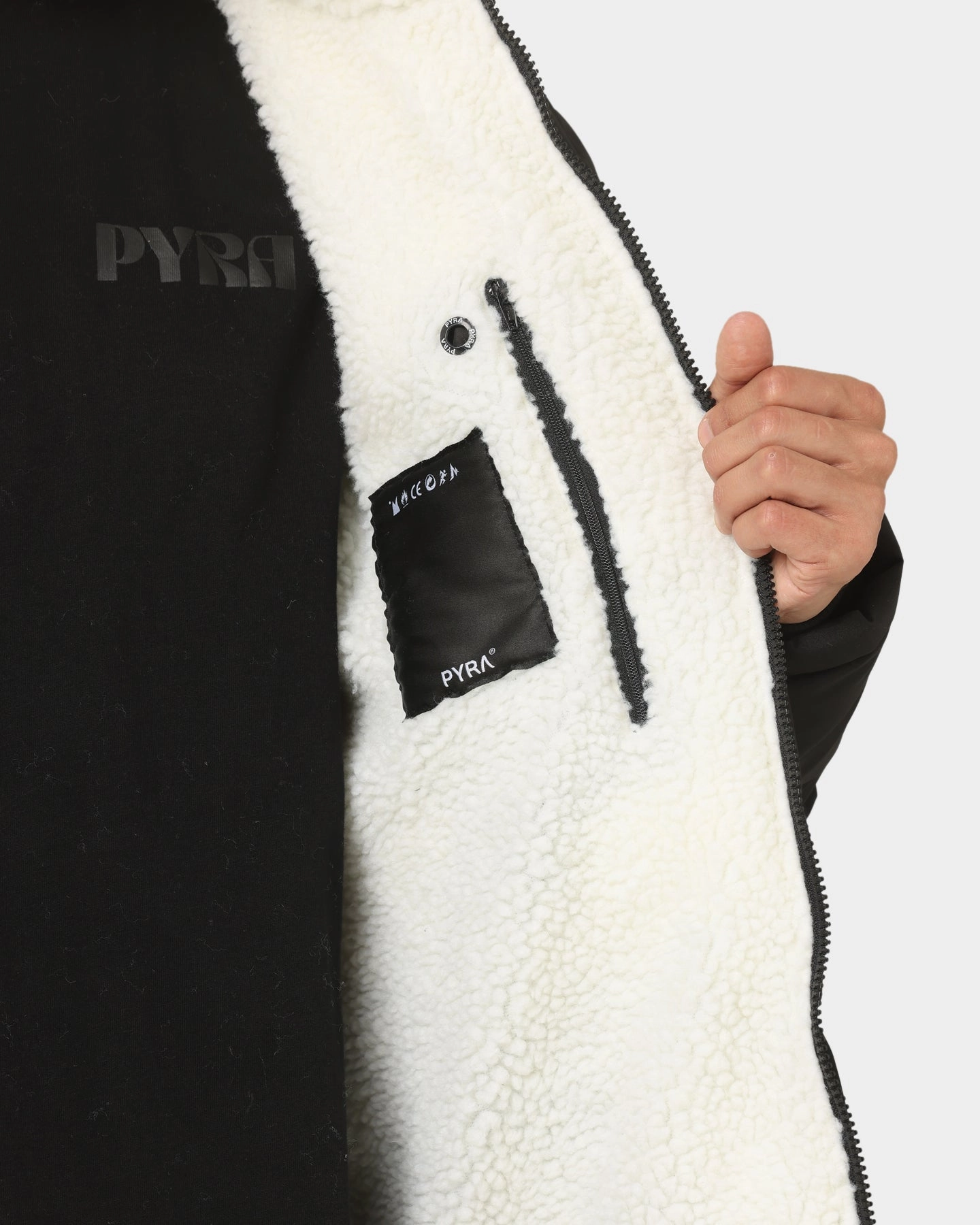 Class Street Function PYRA Sherpa Puffa Jacket Black/White