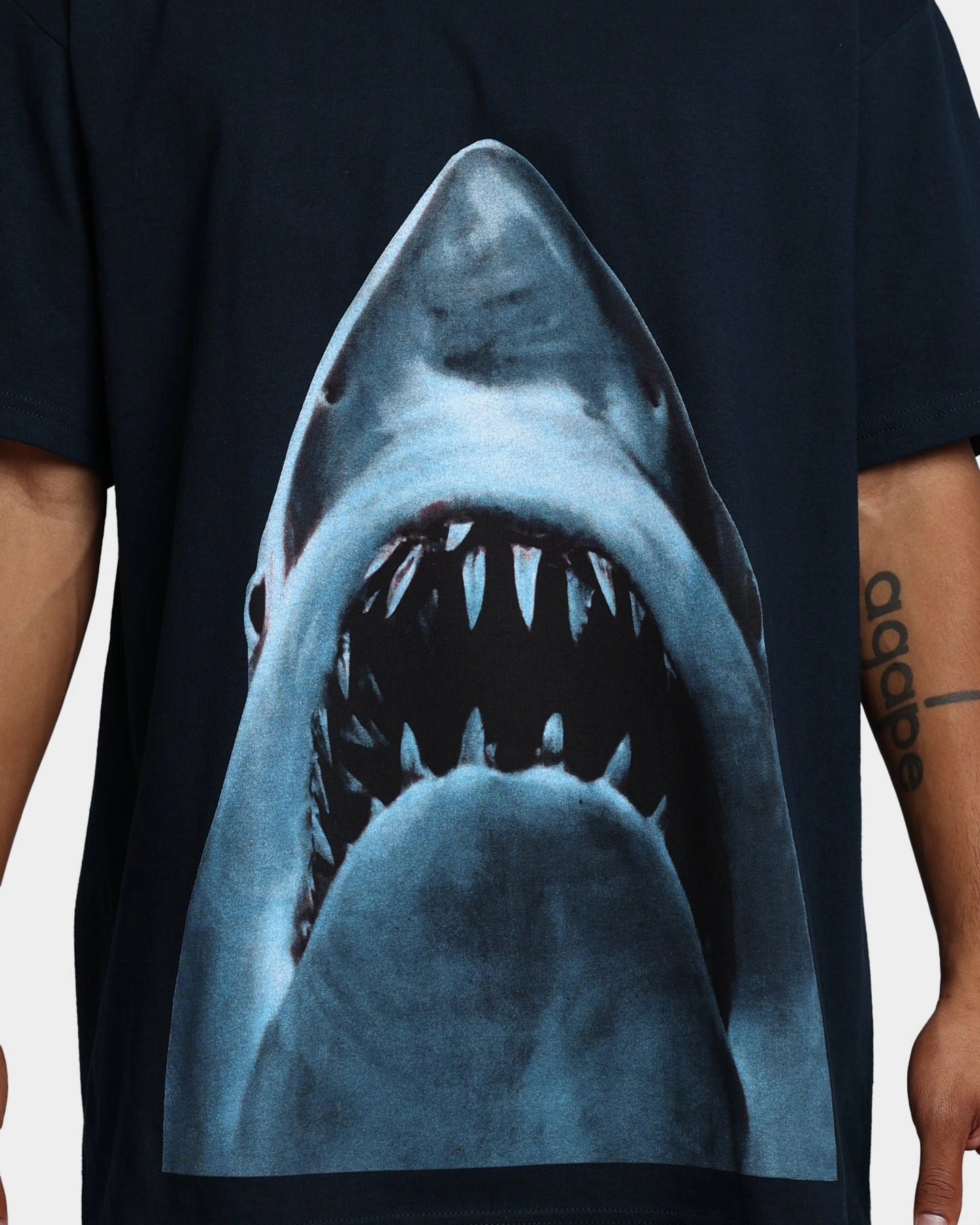 American Thrift X Jaws Jaws Vintage T-Shirt Navy Non Fading Material Stylish and Fun