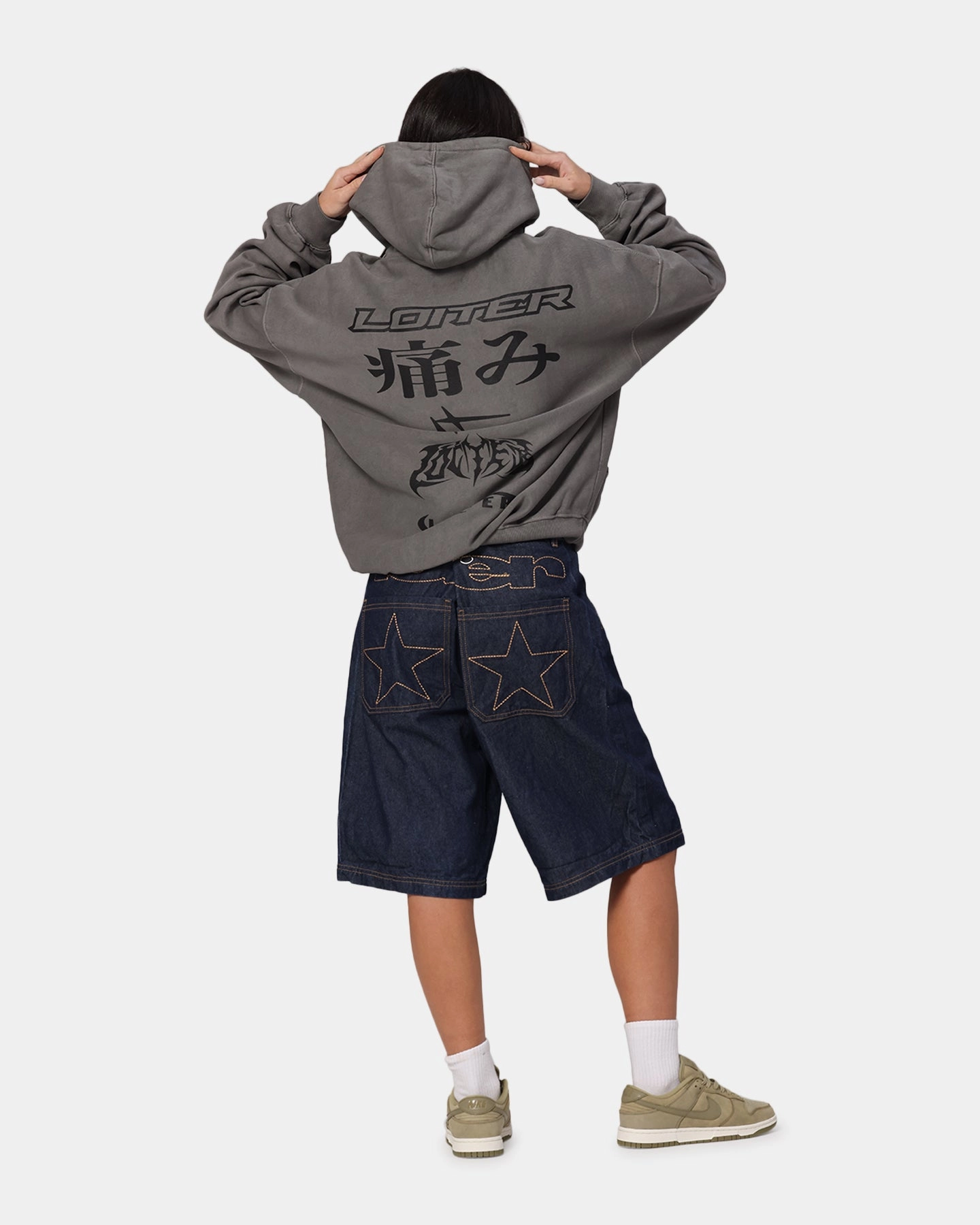Loiter Ultimate Pain Hoodie Washed Charcoal suitable for mountain hikes Comfortable fit