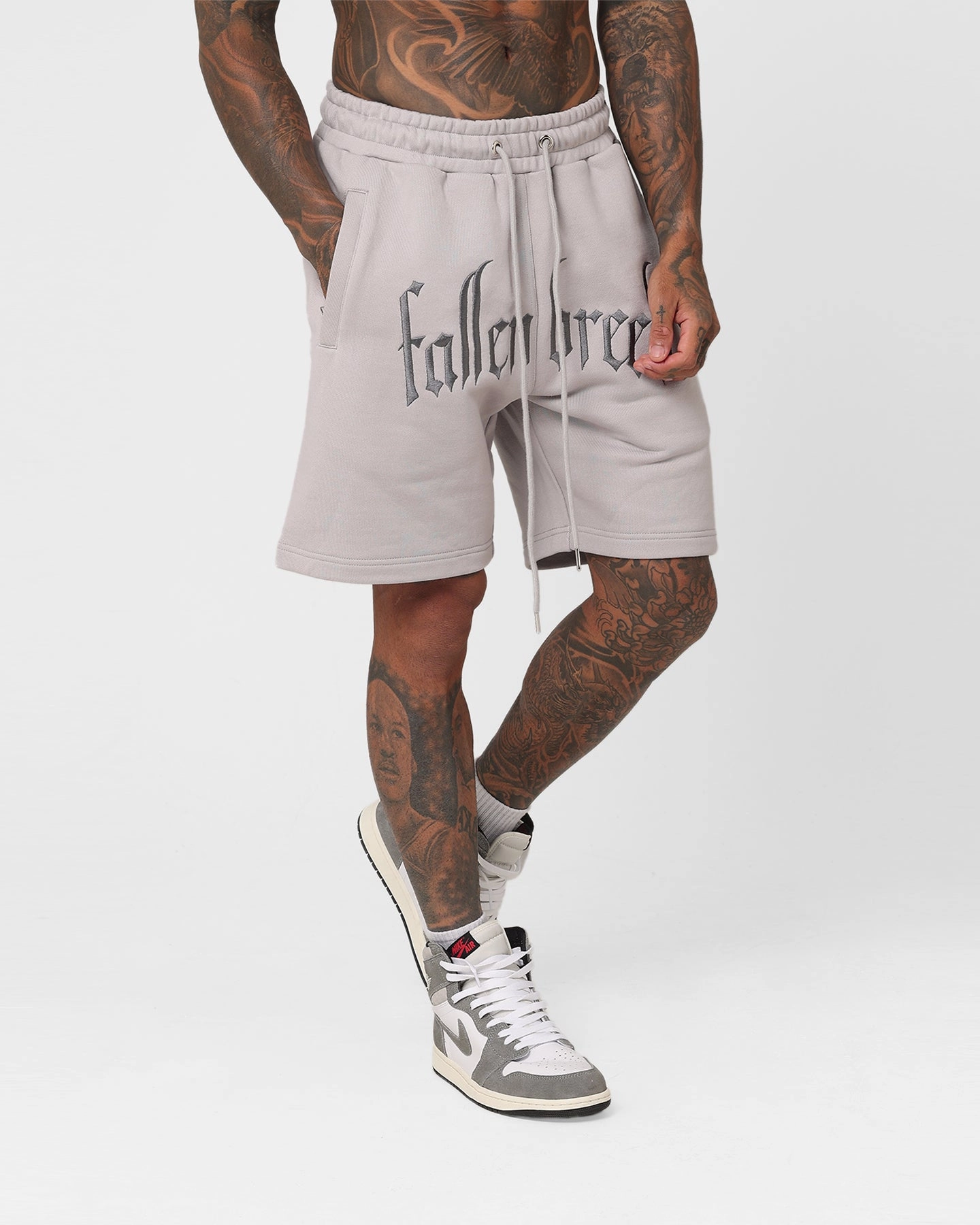 low waisted Versatile Shorts Fallen Breed Logo Sweat Shorts Light Grey