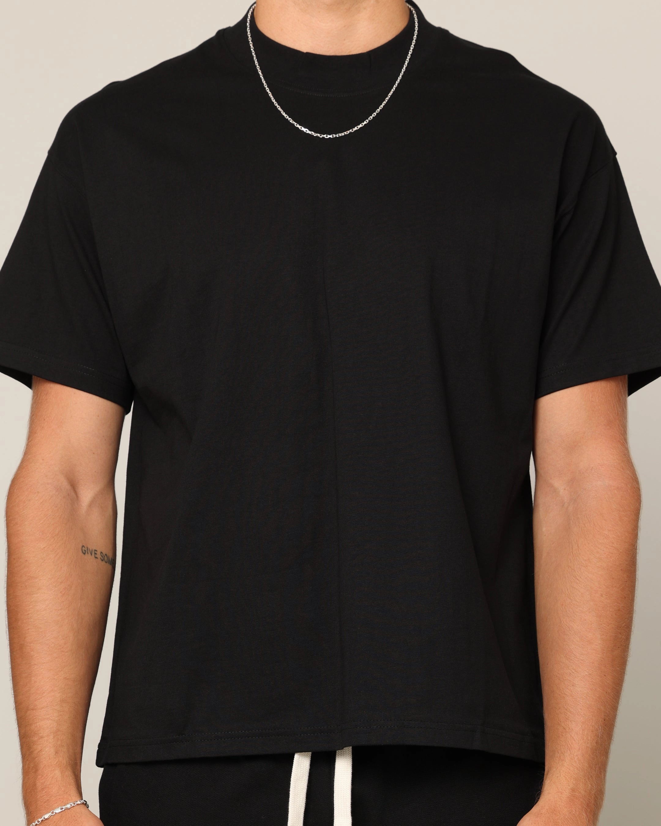Micro Perforation Carr?? Blanc T-Shirt Black