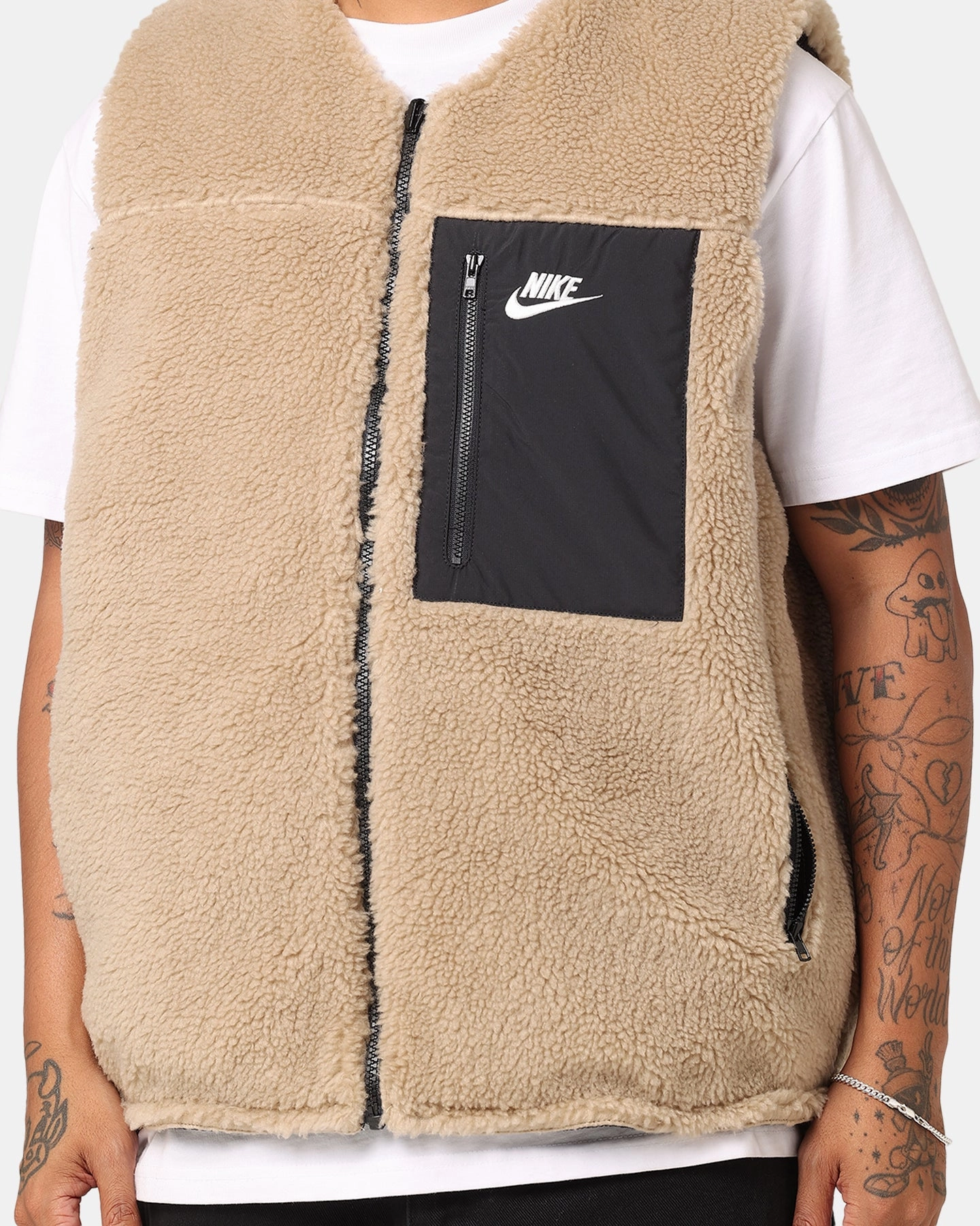 Evolve Nike Sportswear Sherpa Reversible Vest Khaki/Black