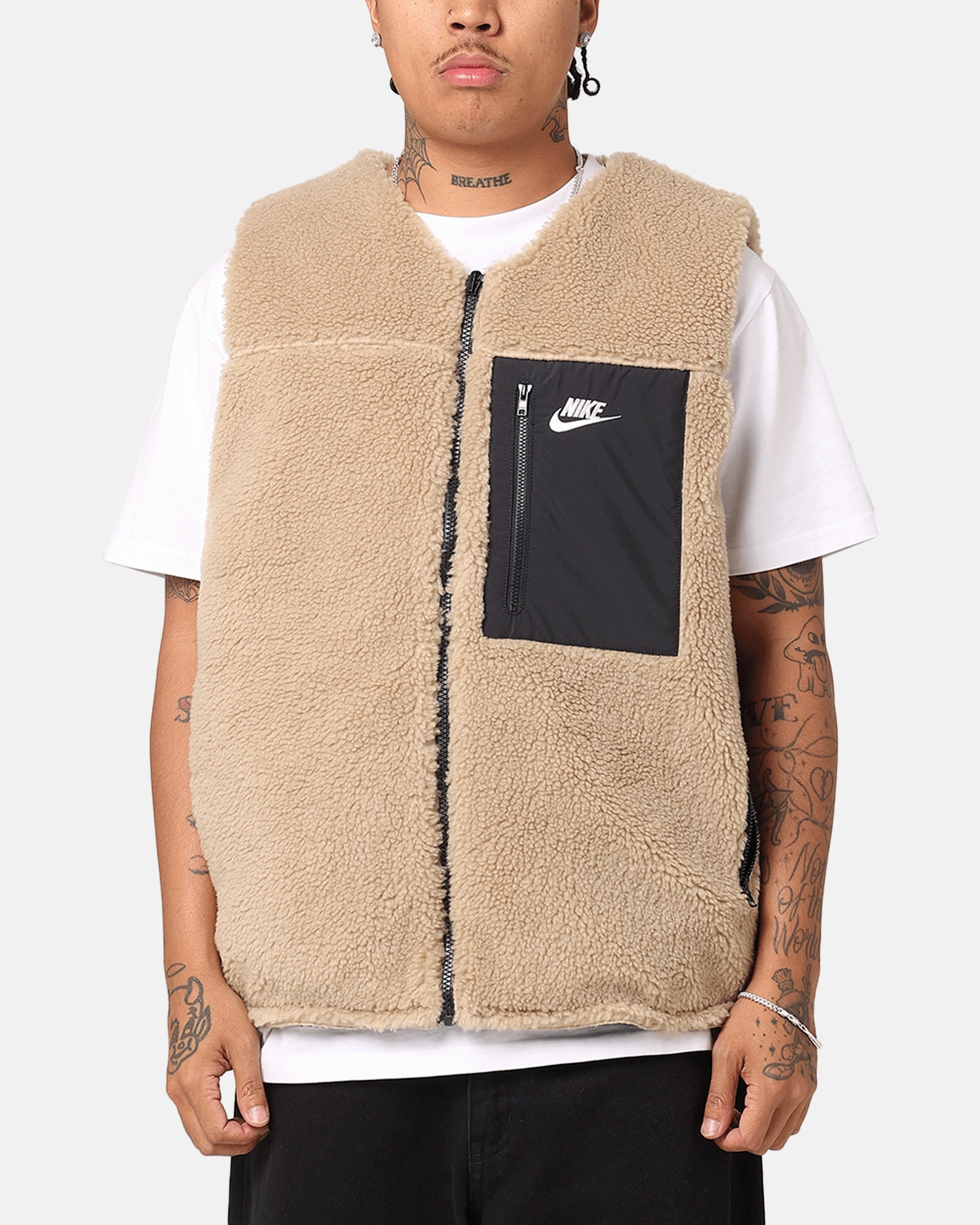 Trail Use Nike Sportswear Sherpa Reversible Vest Khaki/Black