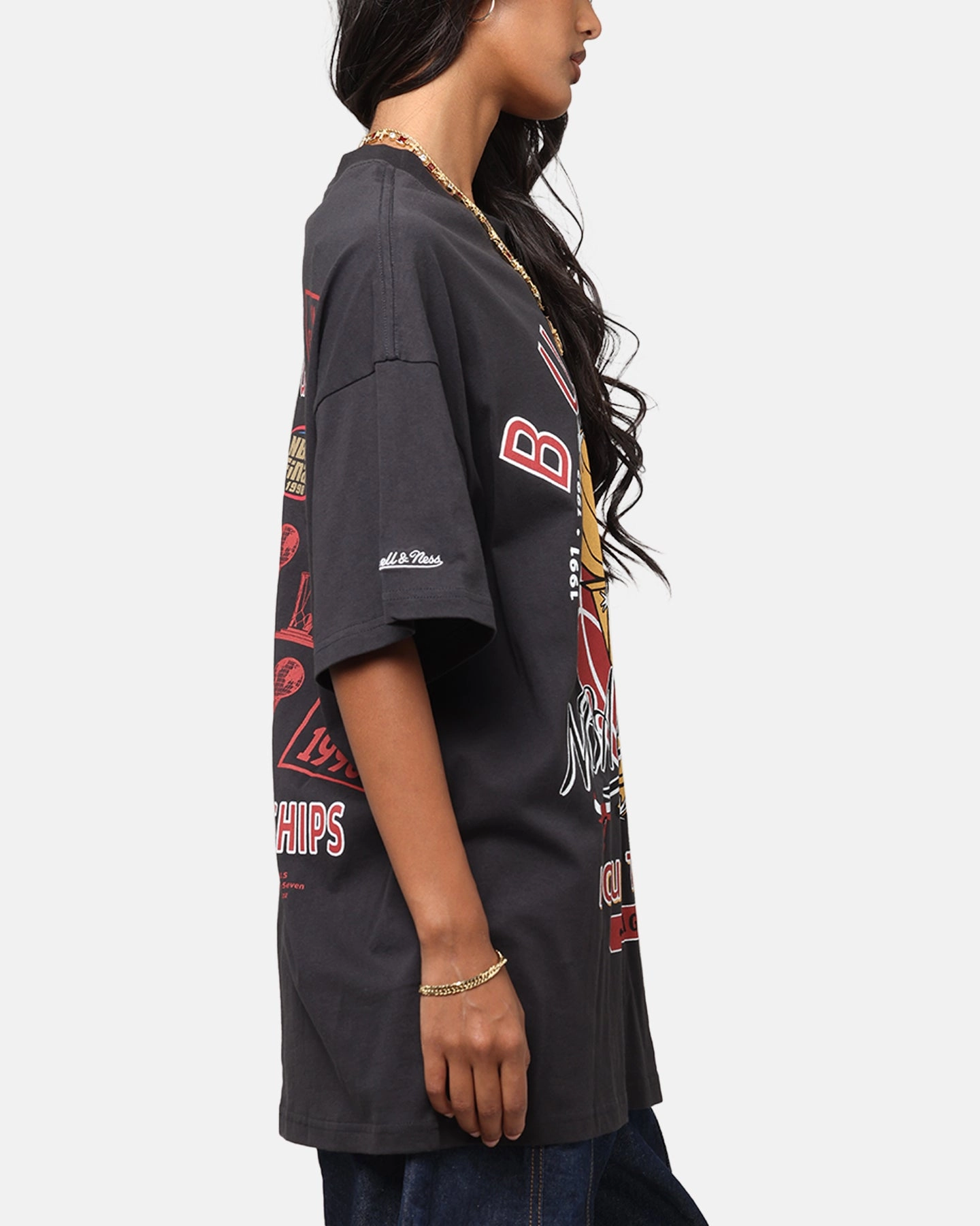 Mitchell & Ness Chicago Bulls Champions Report "Champ Pack" T-Shirt Faded Black simple design