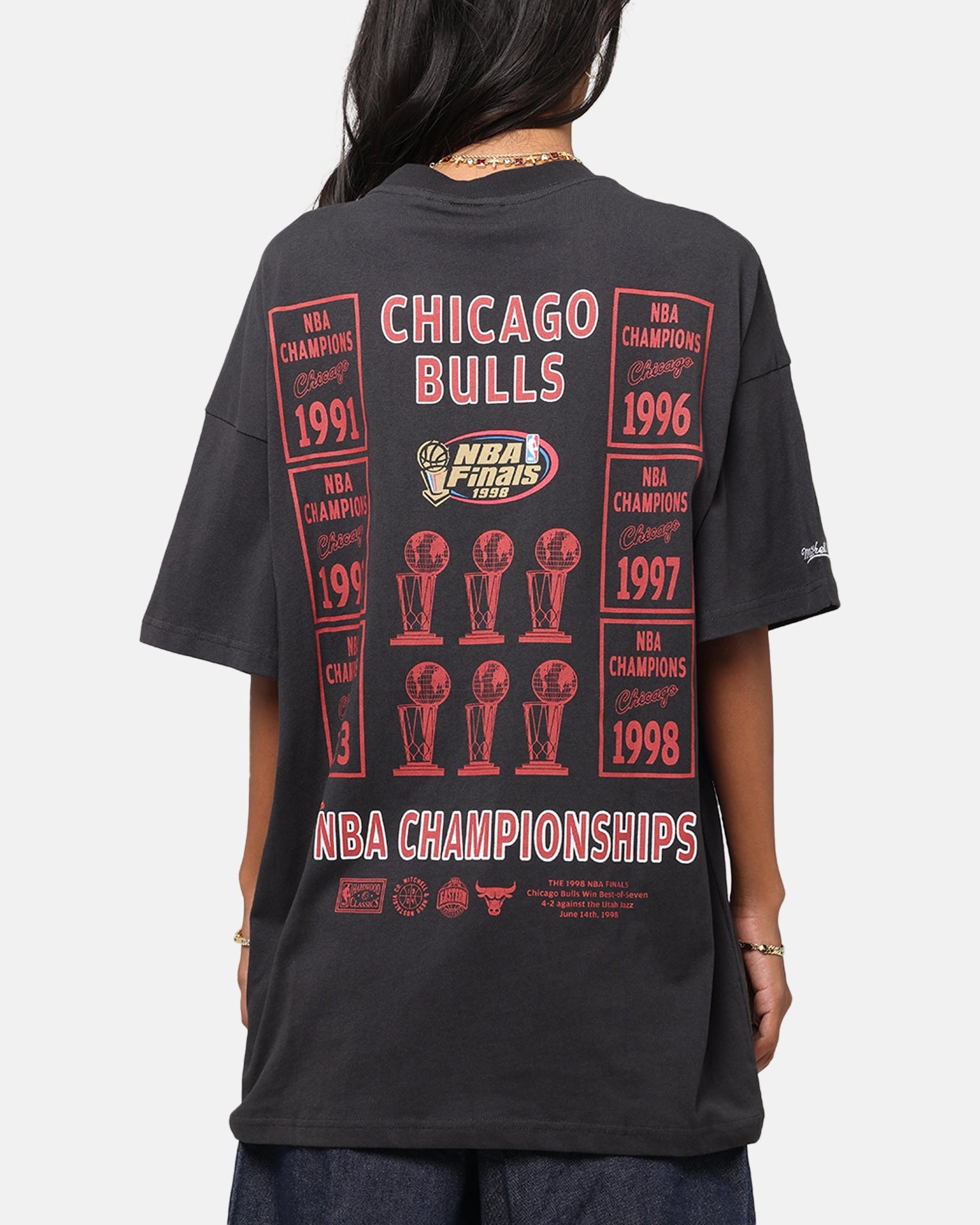 Stretchable Fabric Mitchell & Ness Chicago Bulls Champions Report "Champ Pack" T-Shirt Faded Black