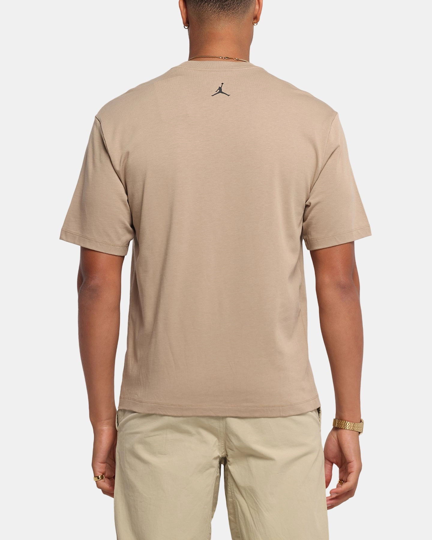 slim fit Jordan Brand Sneaker Patch Crewneck T-Shirt Desert Camo/Black