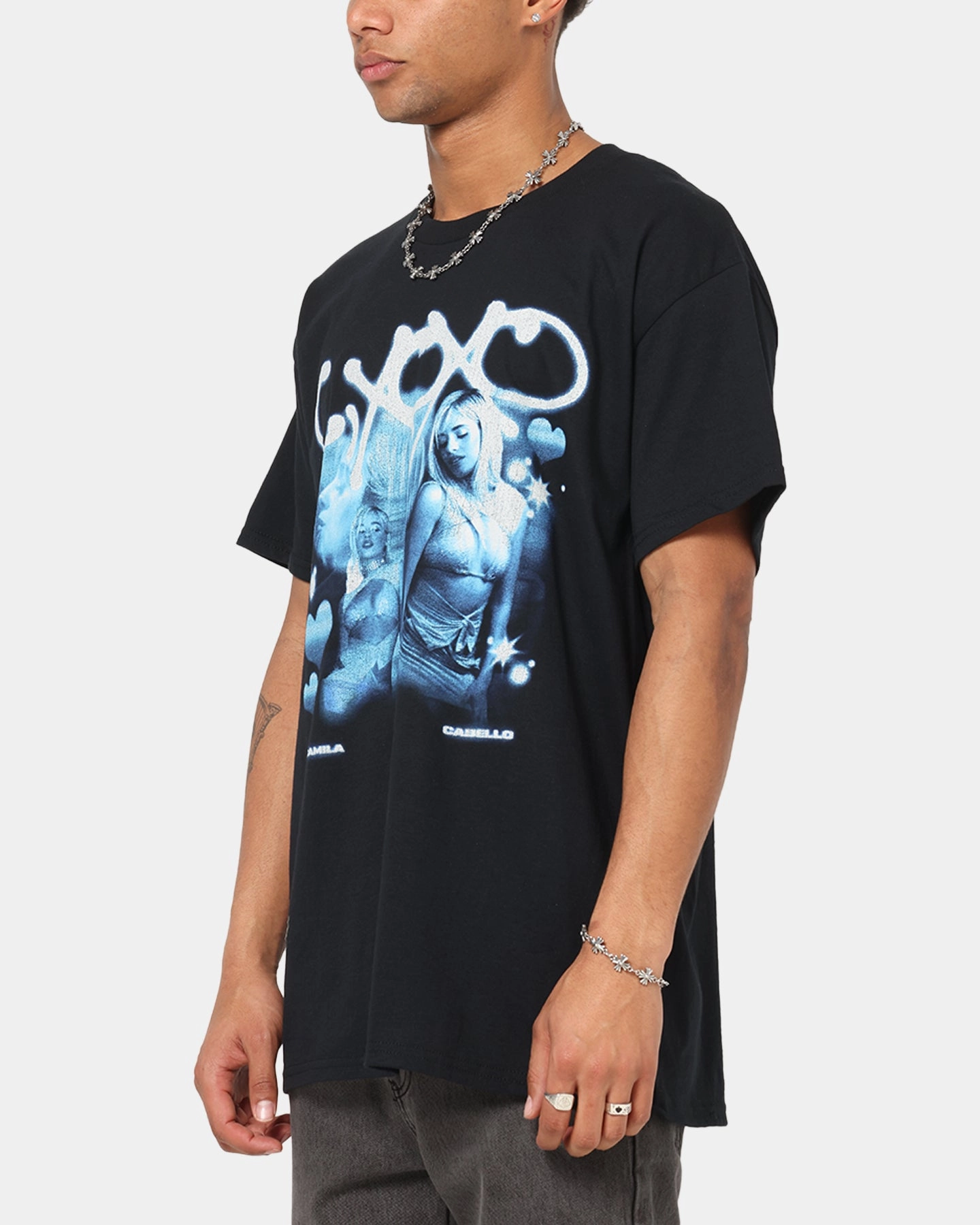 AllSeasonWear Chill Comfort Look Camila Cabello Camila Cabello T-Shirt Black