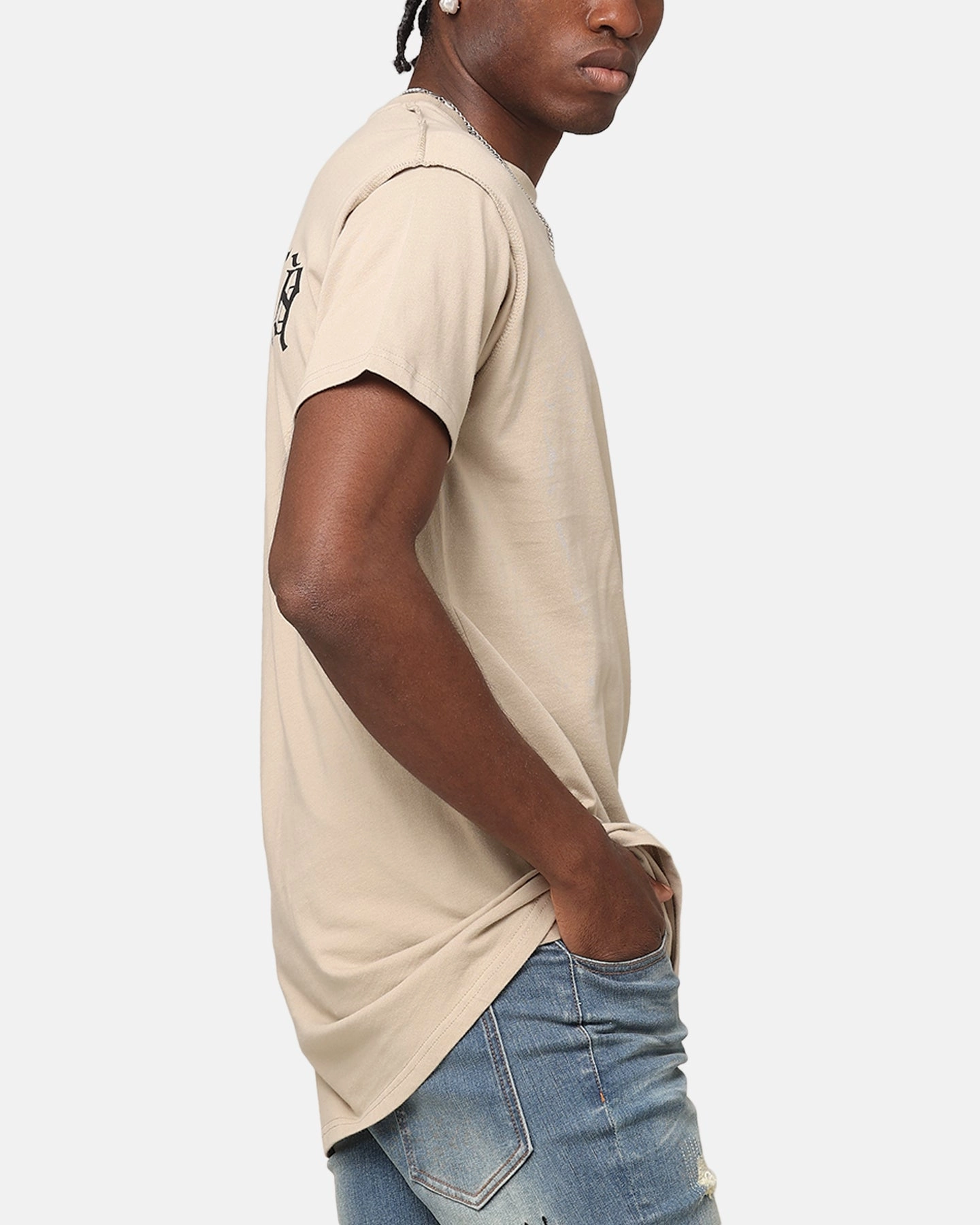 Effortless Look Saint Morta Dead Lafayette T-Shirt Tan