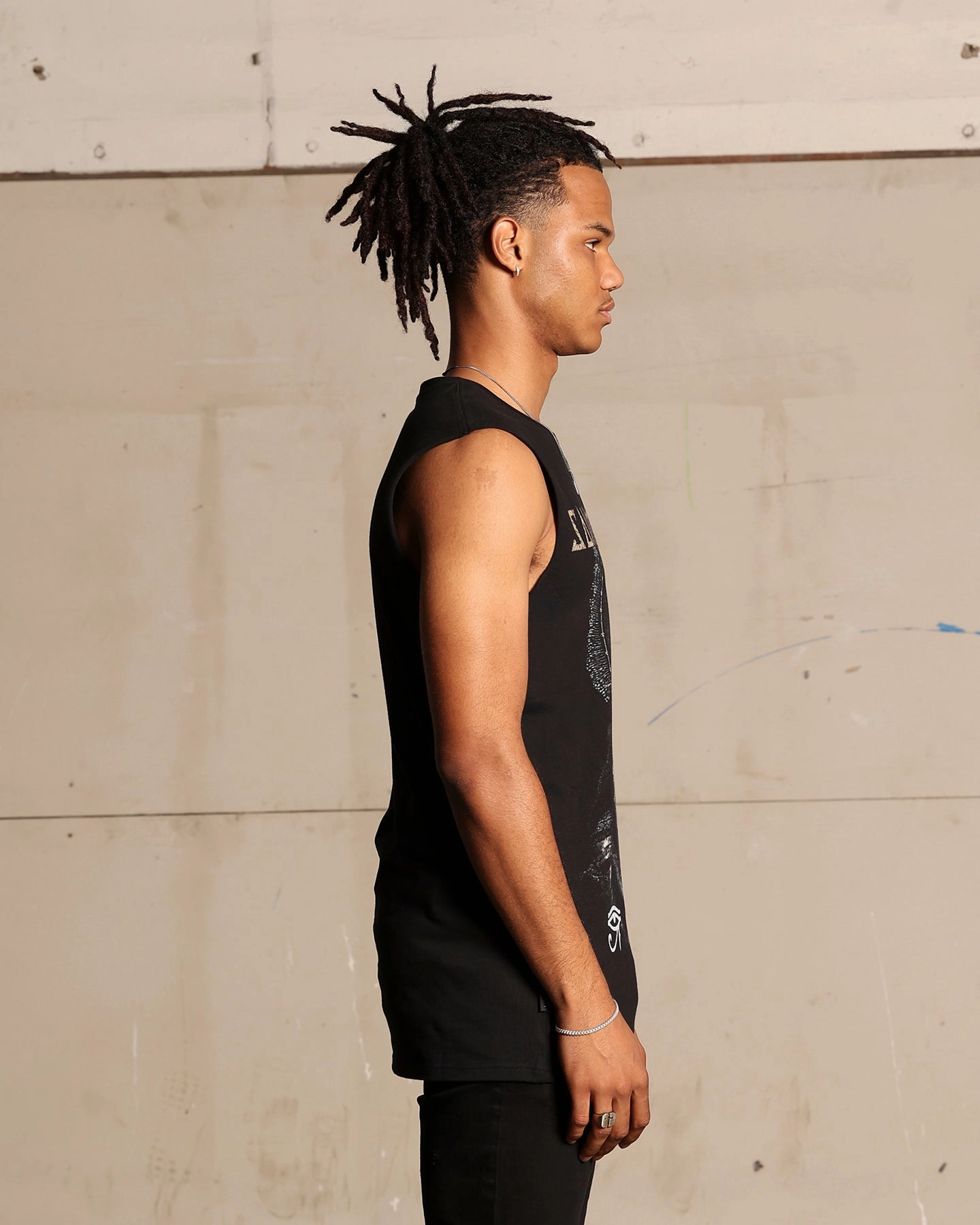 Easy Wear Look Saint Morta Shadow King Muscle T-Shirt Black