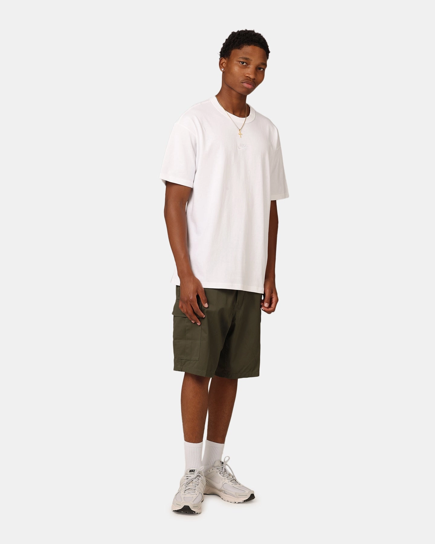 Essential Top Travel Essential Nike Sportswear Premium Essentials Sustainable T-Shirt White/White