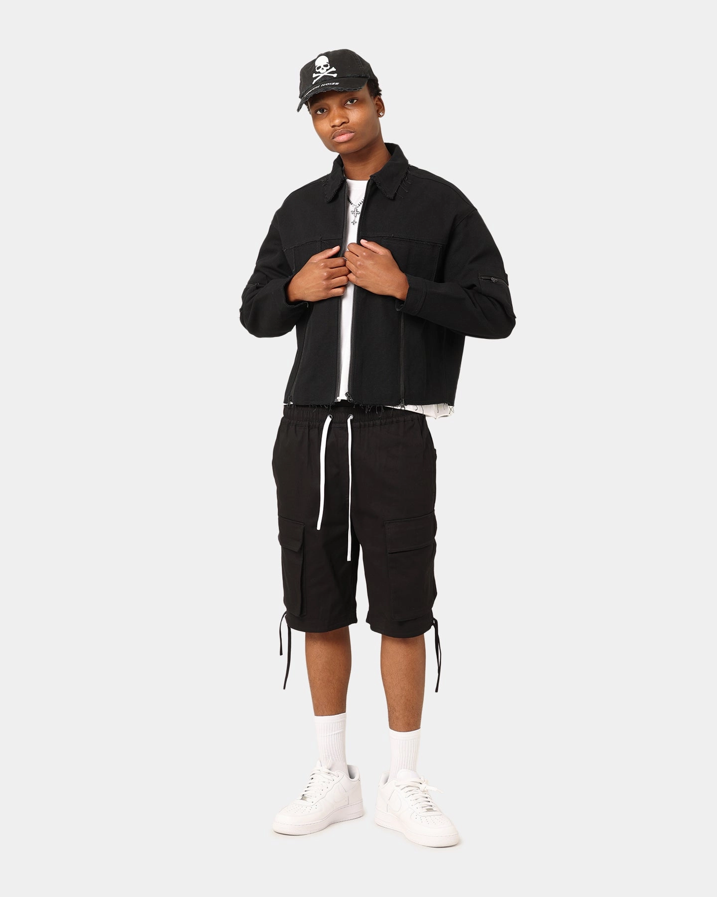 Saint Morta Dept Cargo Shorts Black Timeless Look ski wear