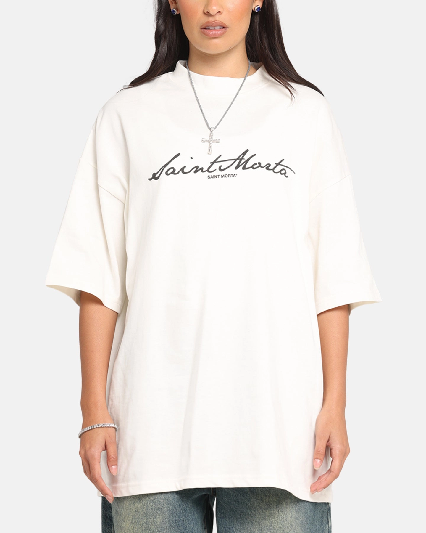 Classic Color Saint Morta Scripture Mock Neck T-Shirt Off White