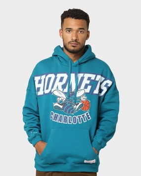Mitchell & Ness Charlotte Hornets XL Arch Hood Faded Teal suitable for theater performances