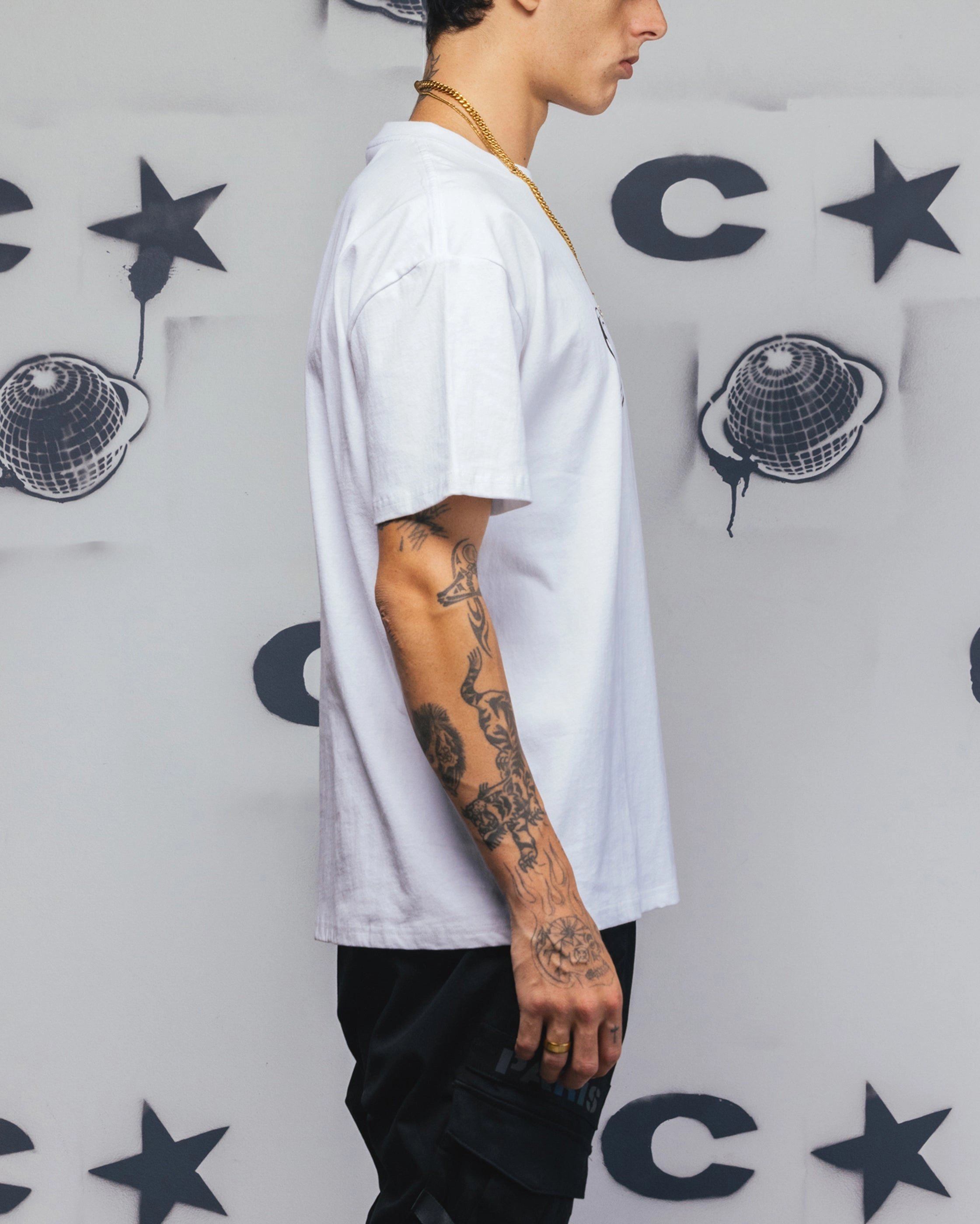 Carre Link T-Shirt White FlexibleKnit Stylish and Relaxed